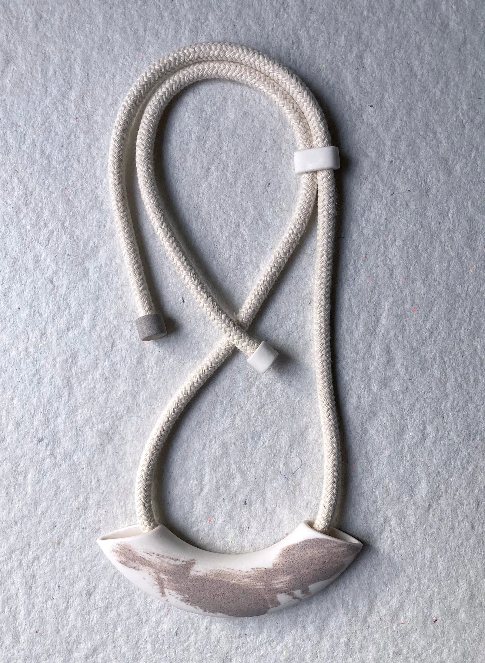 OEU necklace by Studio Minéral sold by atelier b product image thumbnail 3