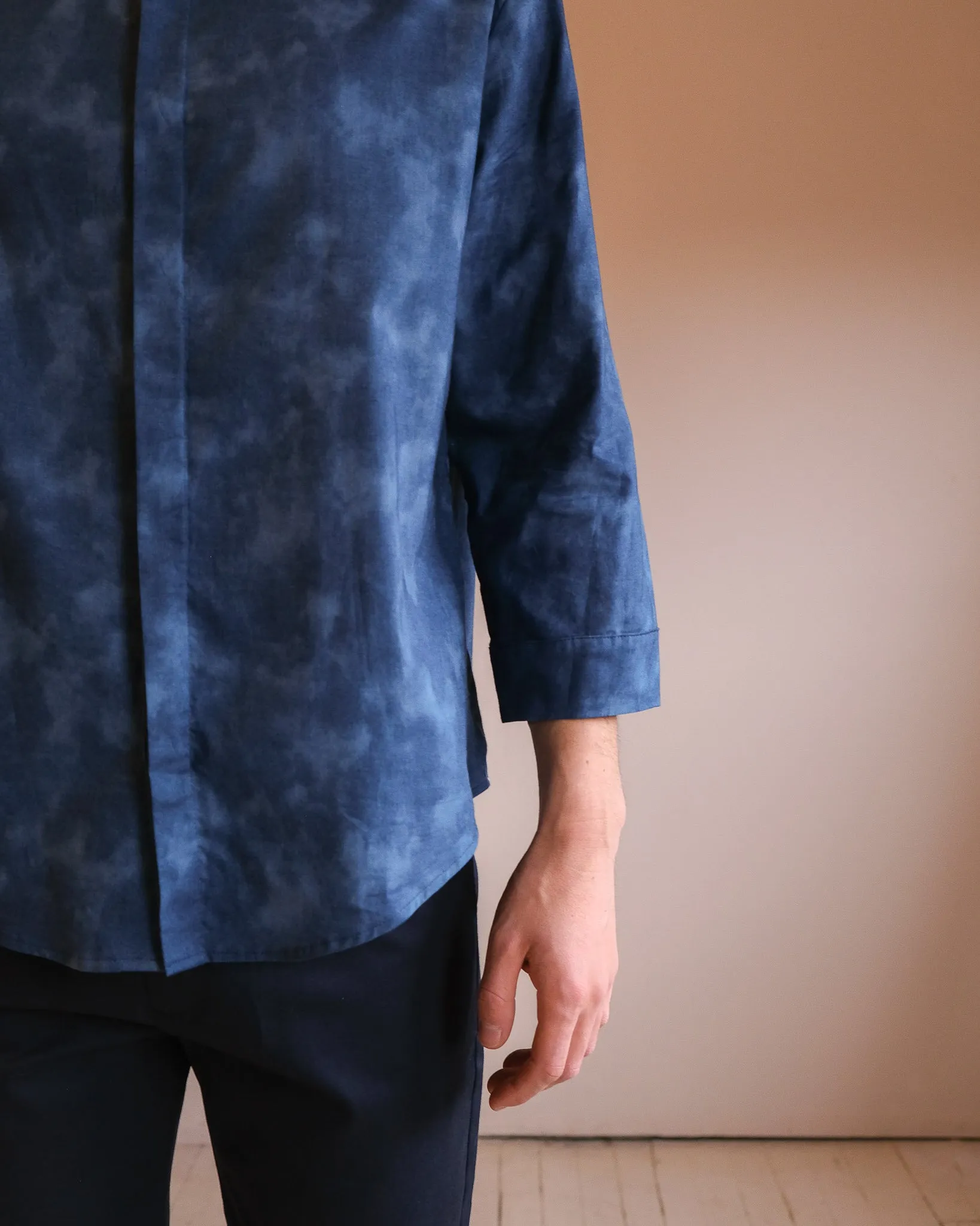 Unisexe shirt No2459u, shadows sold by atelier b product image thumbnail 3