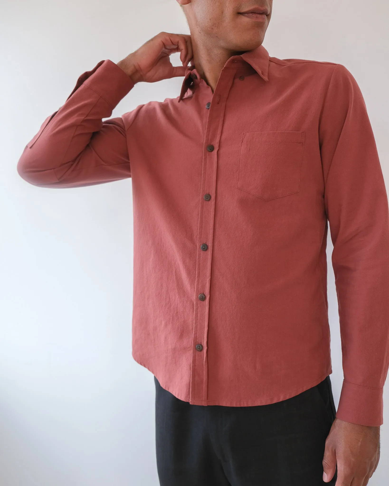 Cotton shirt No2588m sold by atelier b