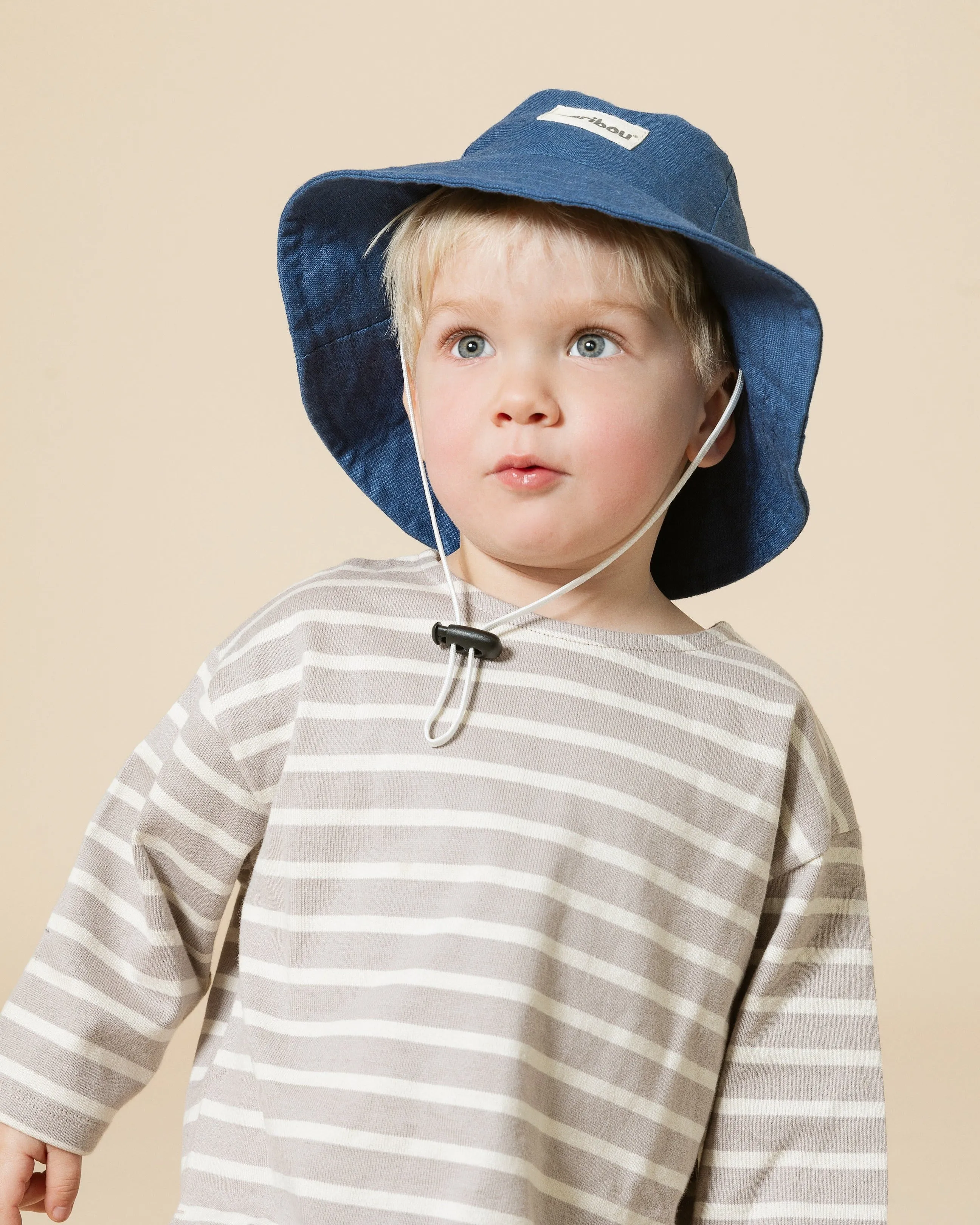 Linen bucket hat by Caribou sold by atelier b product image thumbnail 5