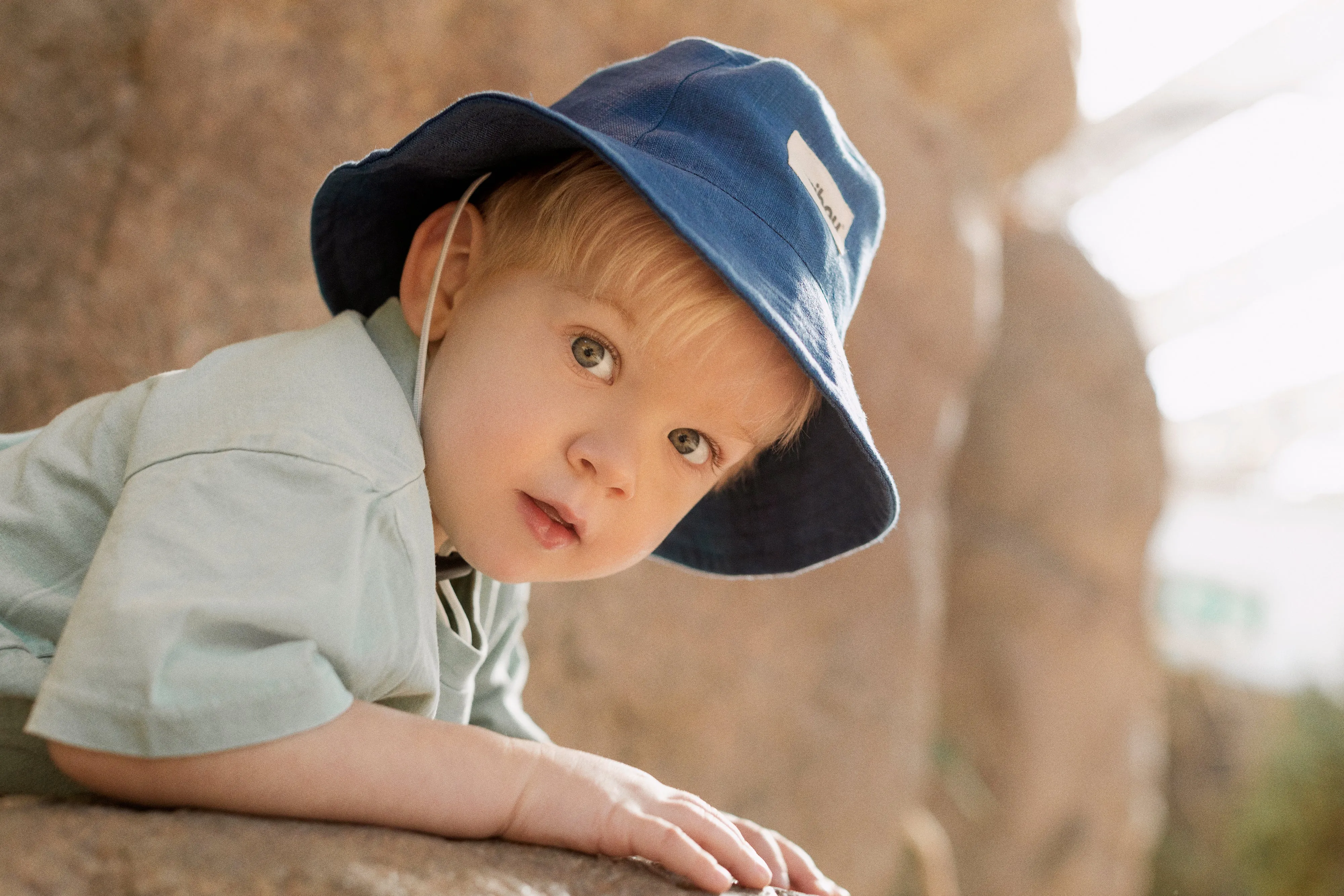 Linen bucket hat by Caribou sold by atelier b product image thumbnail 4