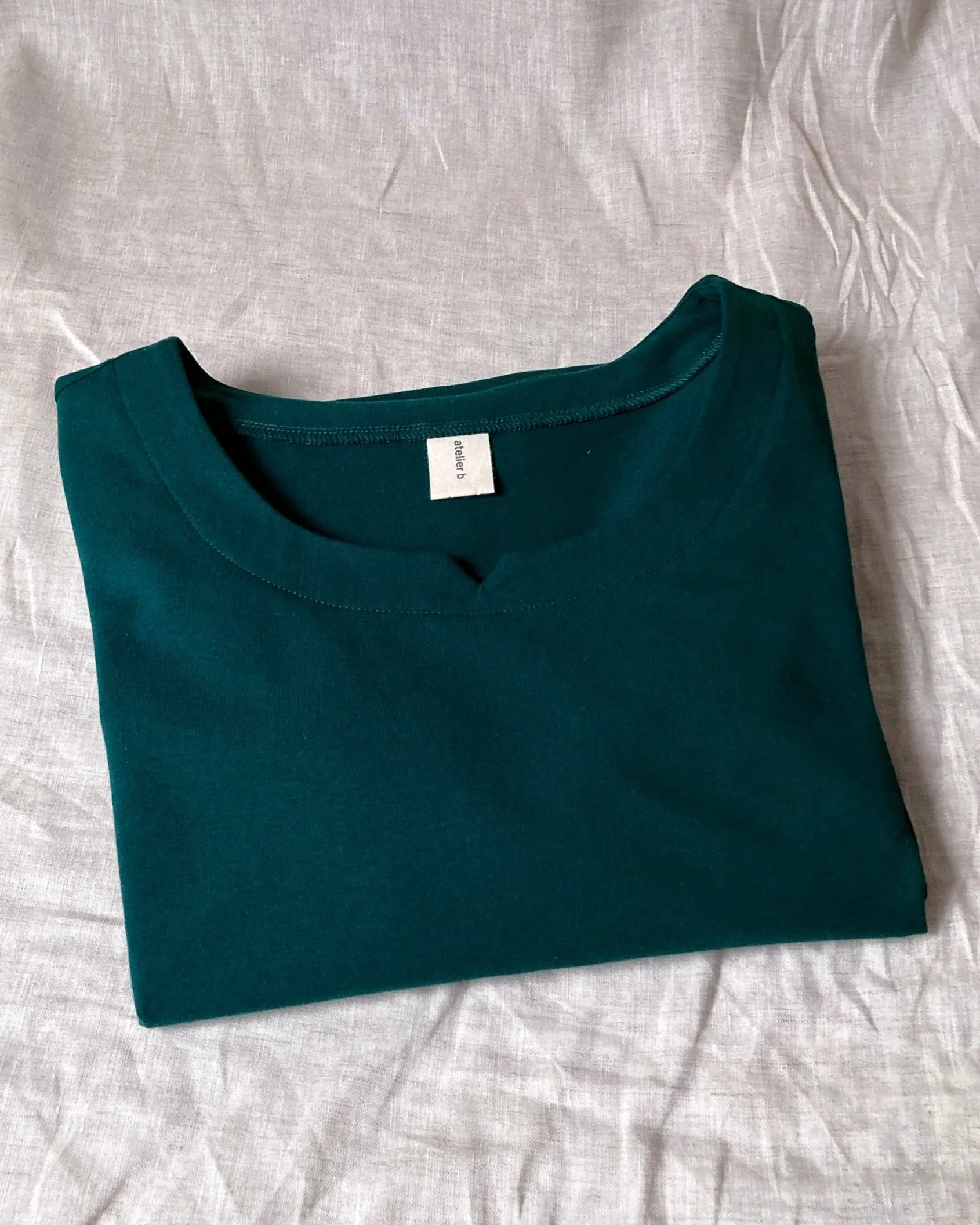 Jersey dress No6054w, in stock sold by atelier b product image thumbnail 4