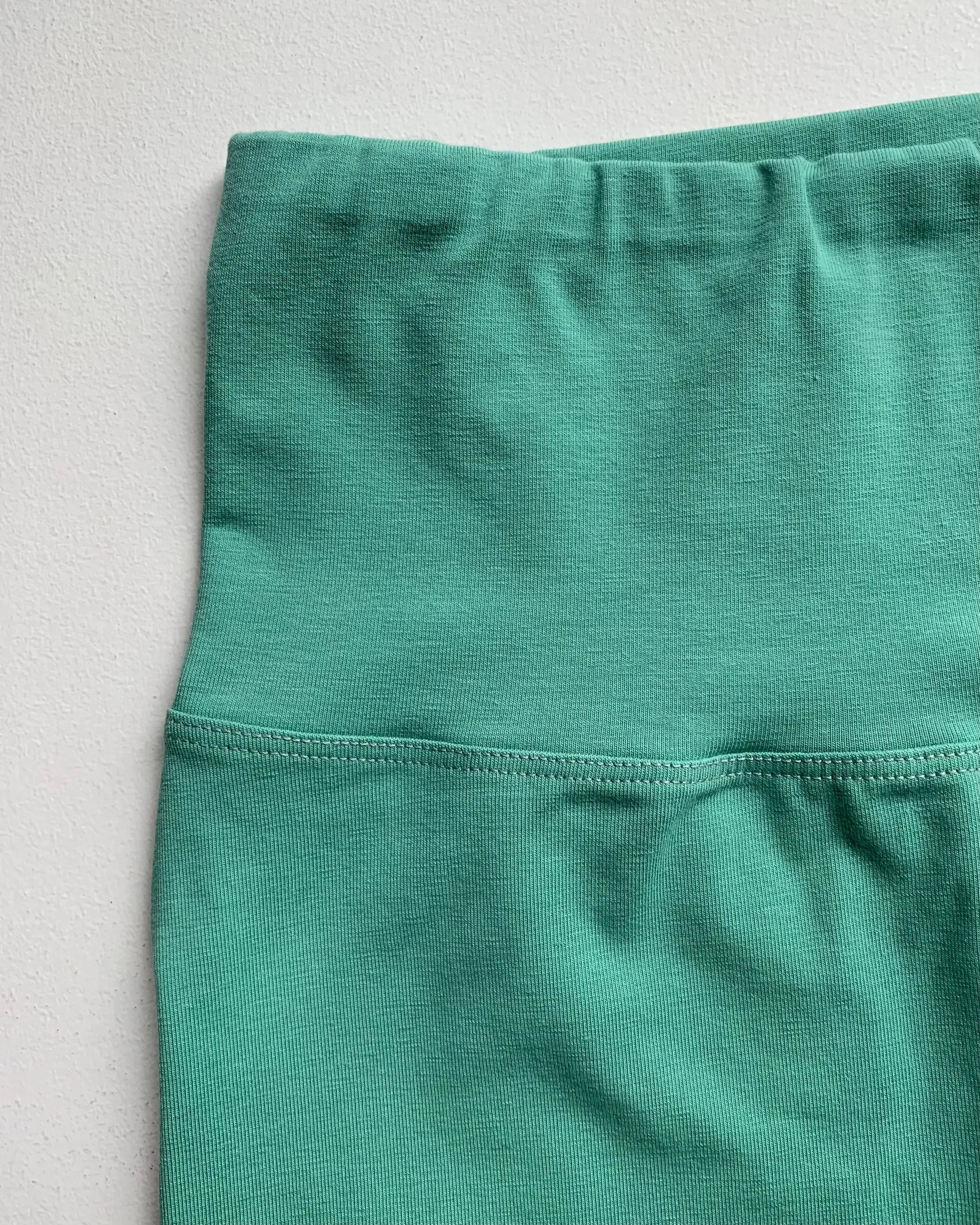 Unisex organic cotton shorts No6068u sold by atelier b product image thumbnail 4