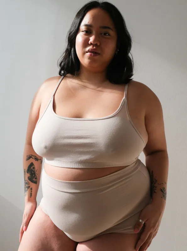 Extra high waist underwear No6072w sold by atelier b