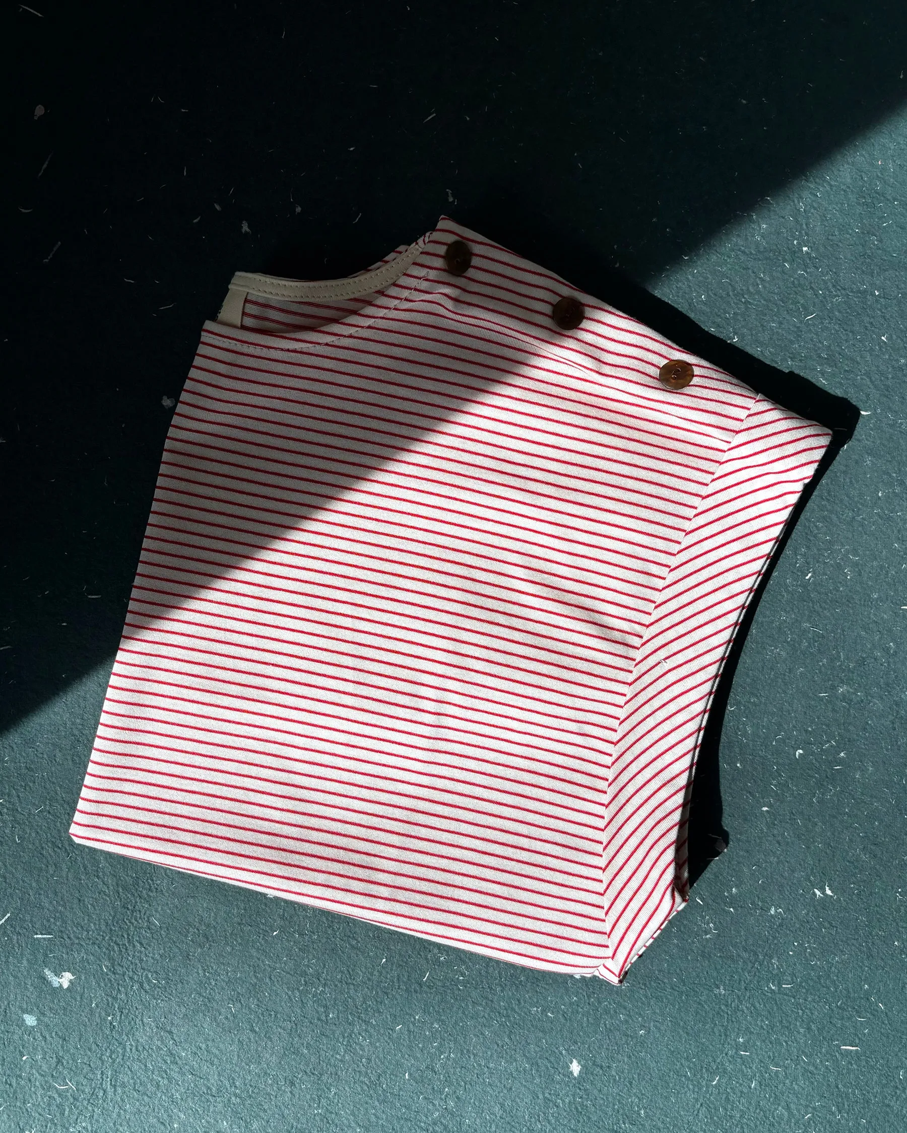 Cap sleeve top No2504w, solid colours and stripes sold by atelier b product image thumbnail 4