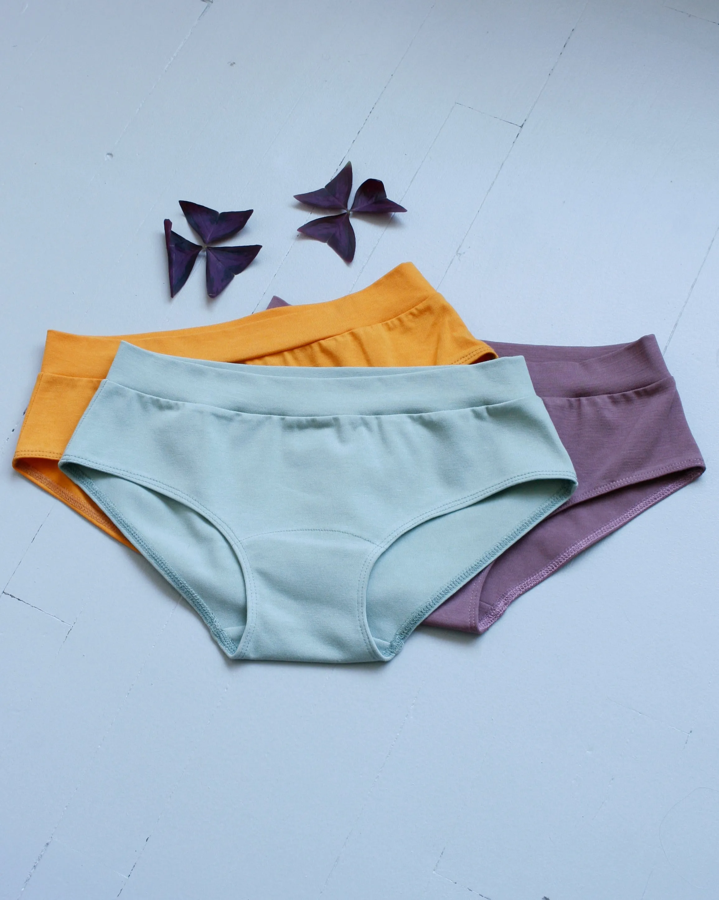 Mid-rise underwear No6065w, mismatched, plus size sold by atelier b product image thumbnail 5