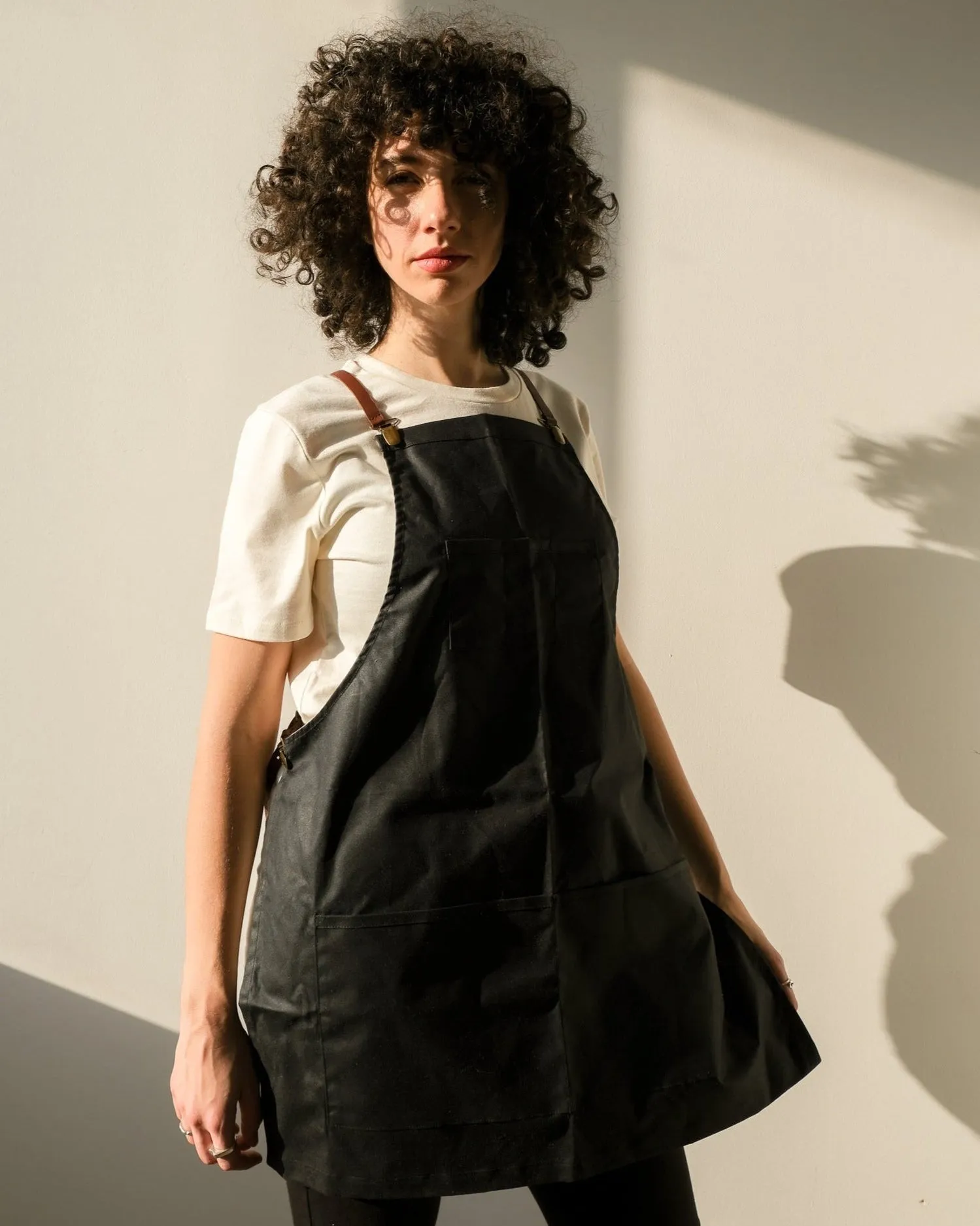 Unisex waxed apron No6096ub sold by atelier b