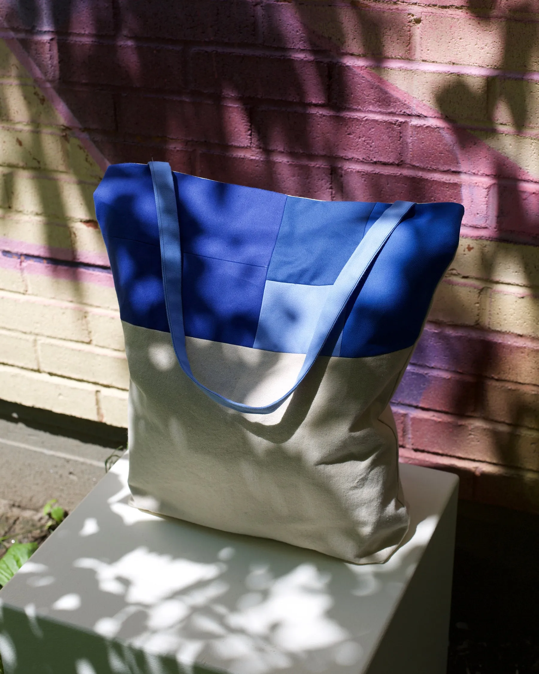 Tote No.03 by Madeleine Muir x atelier b sold by atelier b product image thumbnail 5