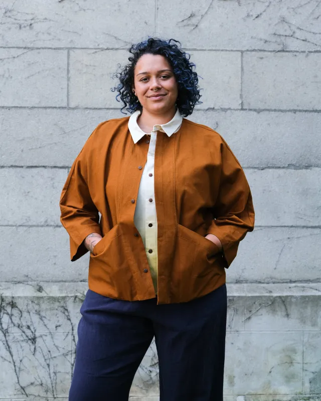 Vest No2520u, linen and cotton sold by atelier b