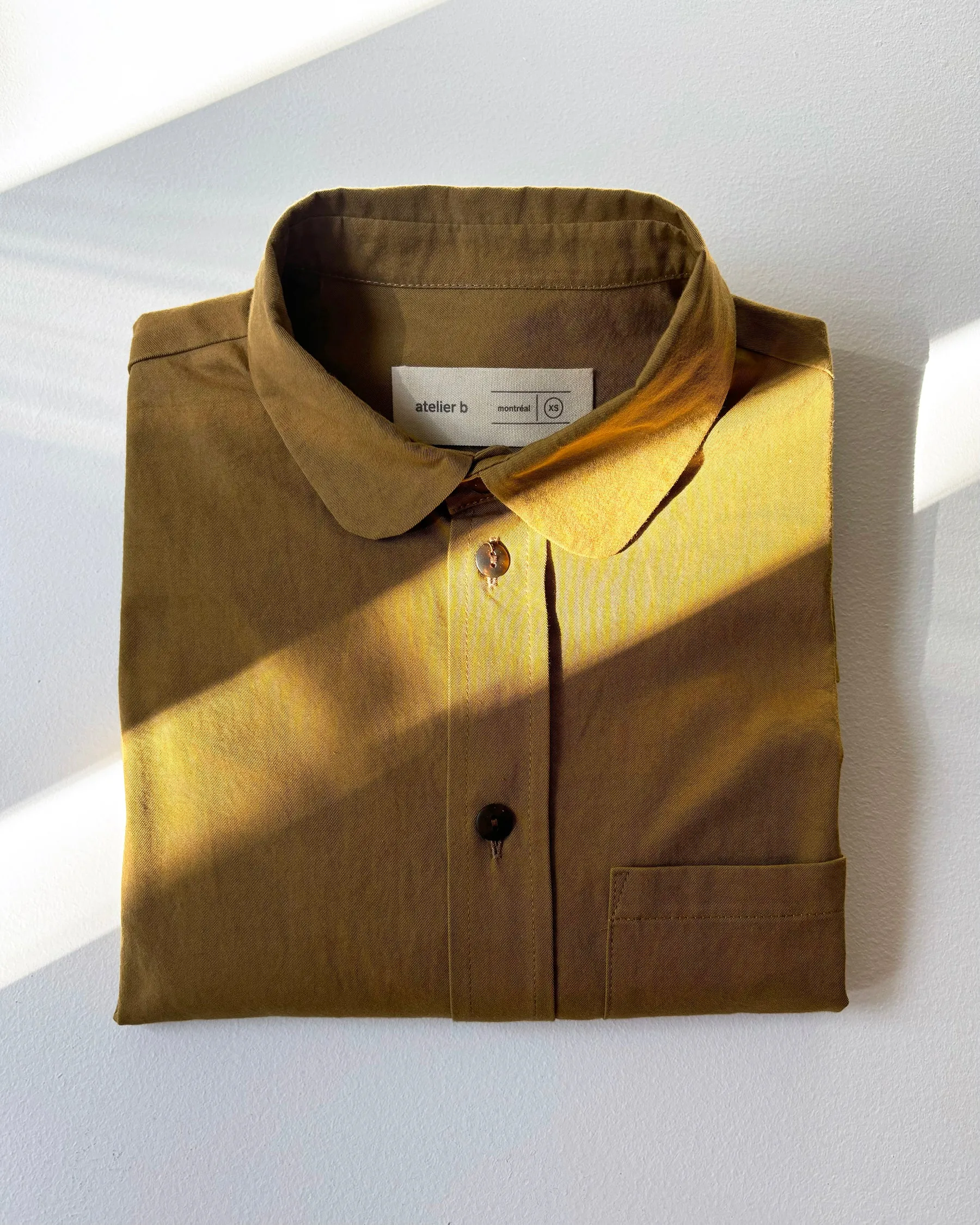 Loose-fitting shirt No2557w, sun sold by atelier b product image thumbnail 5