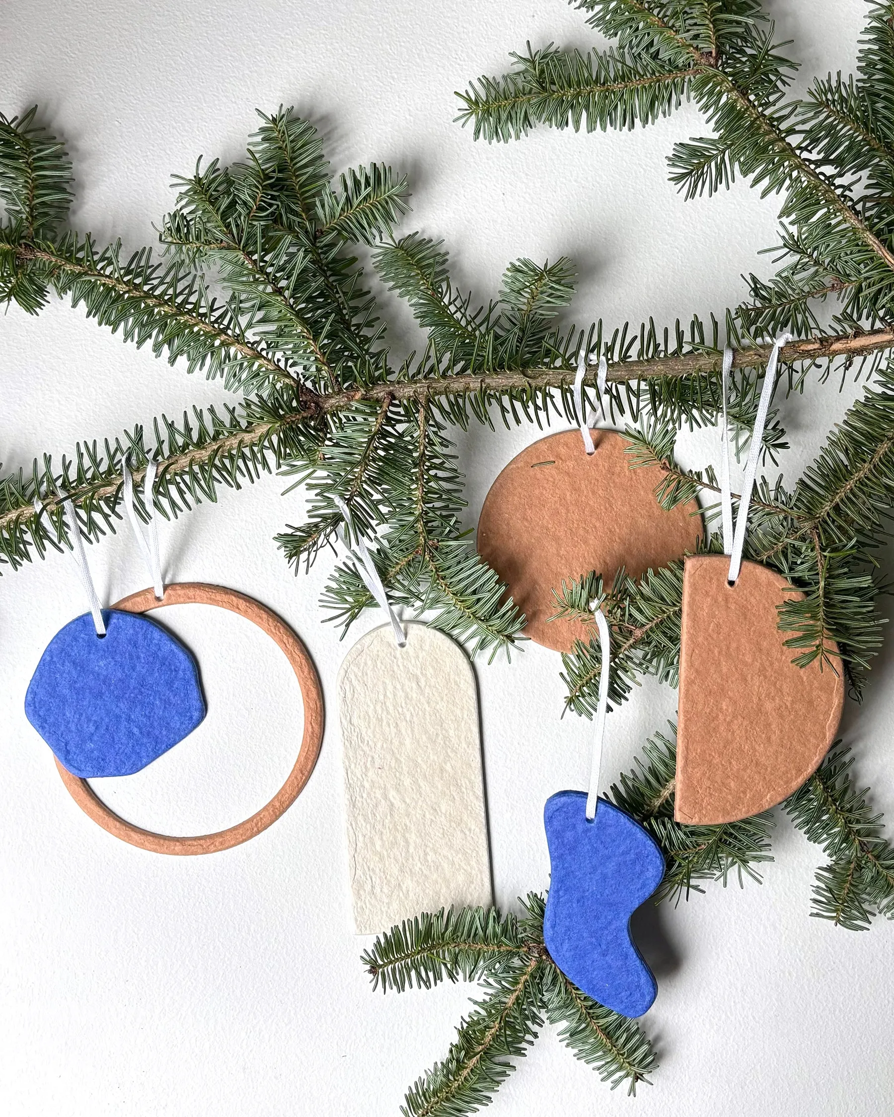 Hanging ornament, circular economy collection sold by atelier b product image thumbnail 2