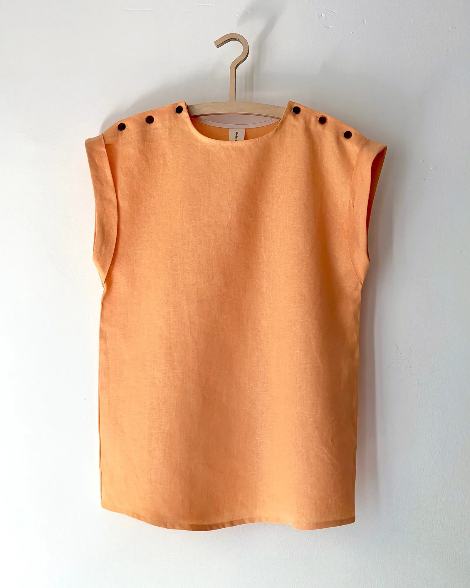 Cap sleeve top No2604w, linen sold by atelier b product image thumbnail 2