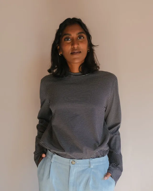 Unisex long-sleeved top No6077u, fine stripes made by atelier b