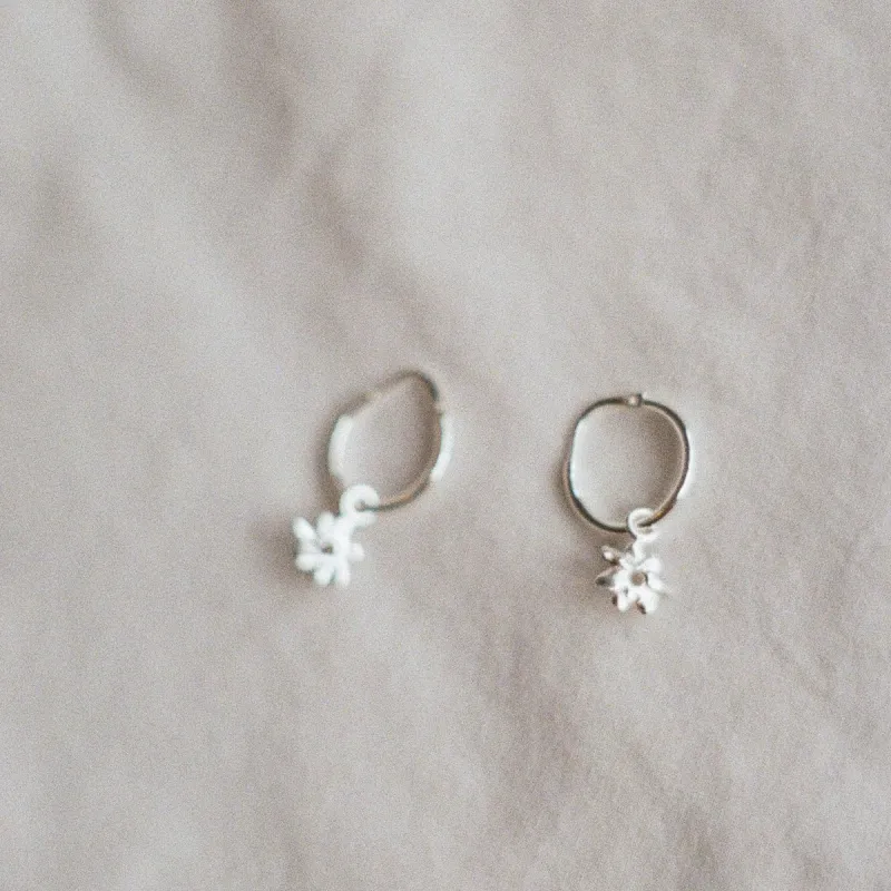 Coral Earrings by La Manufacture made by atelier b