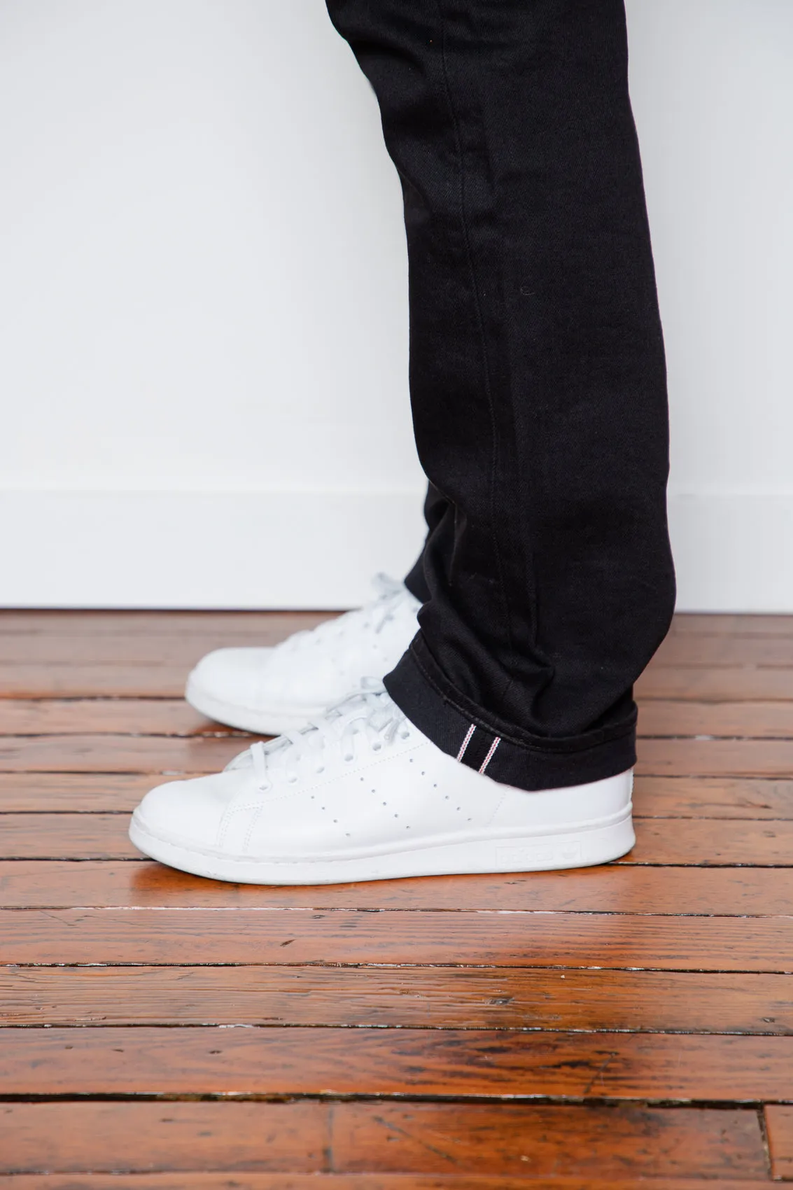 Iron Heart - 888 Relaxed Taper - 14oz Black/Black sold by Dutil Denim product image thumbnail 5