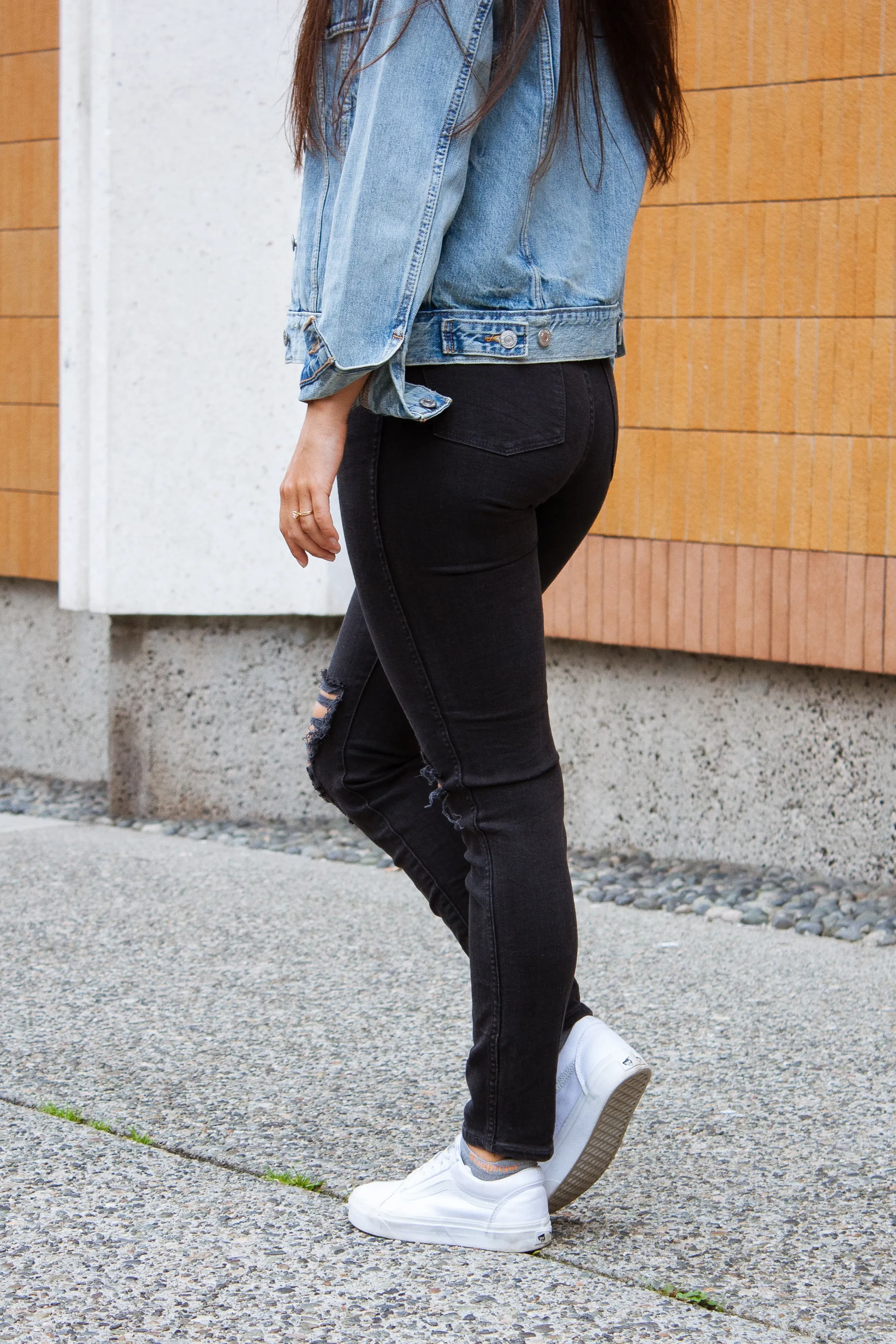 Neuw - Marilyn High Rise Skinny - Busted Black sold by Dutil Denim product image thumbnail 4