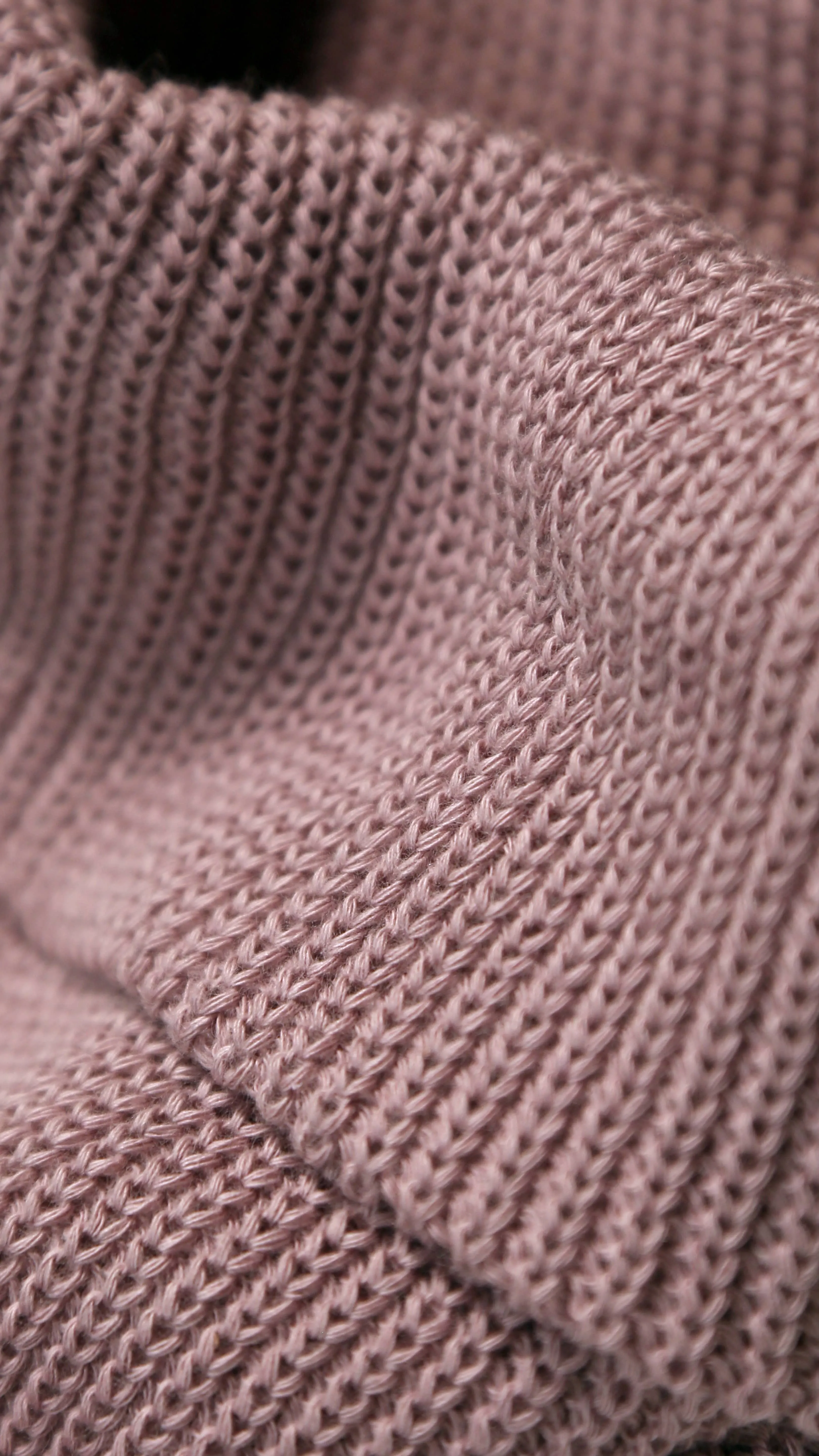 9004 SHAKER BEANIE sold by House of Blanks product image thumbnail 2