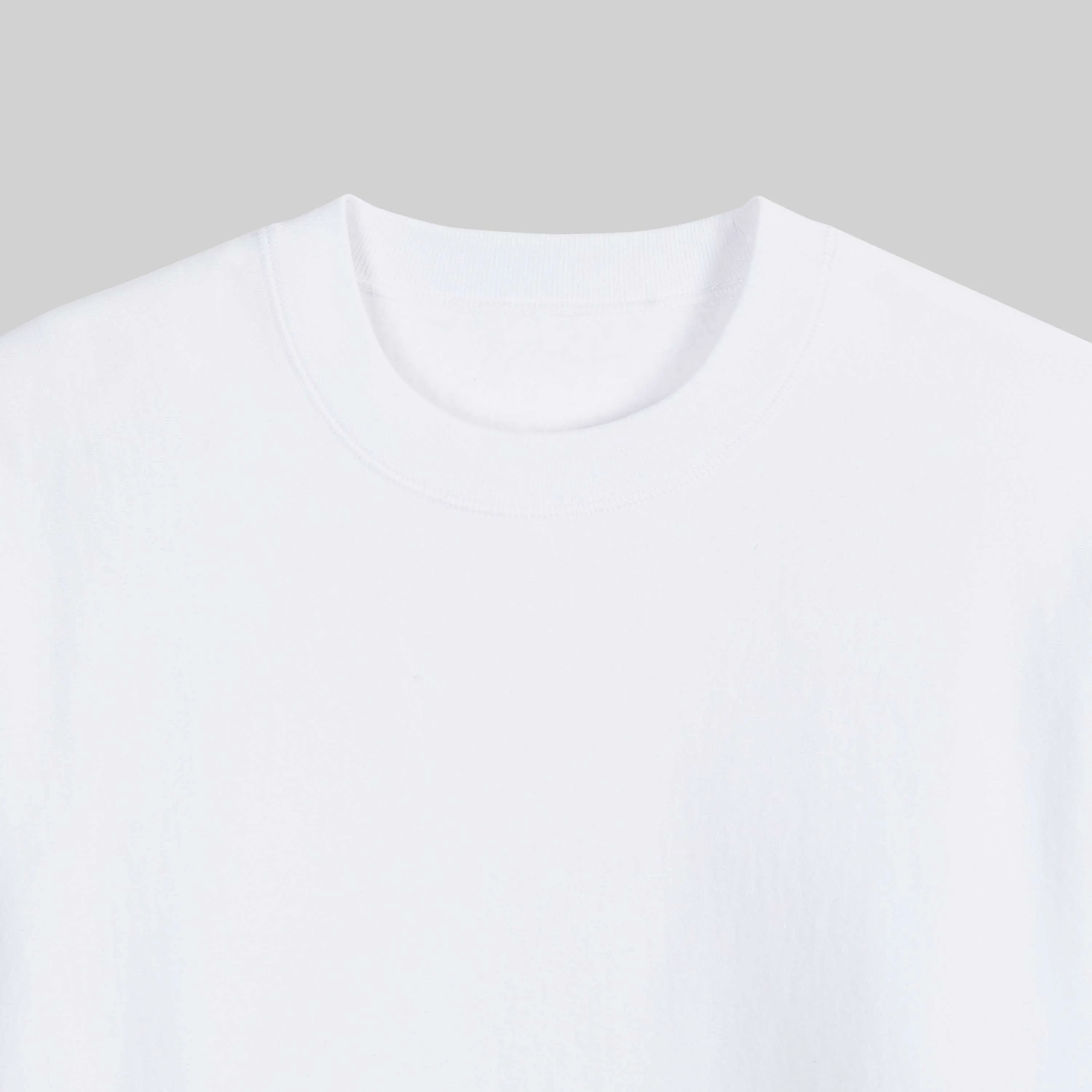 4004 CLASSIC CREWNECK sold by House of Blanks product image thumbnail 3