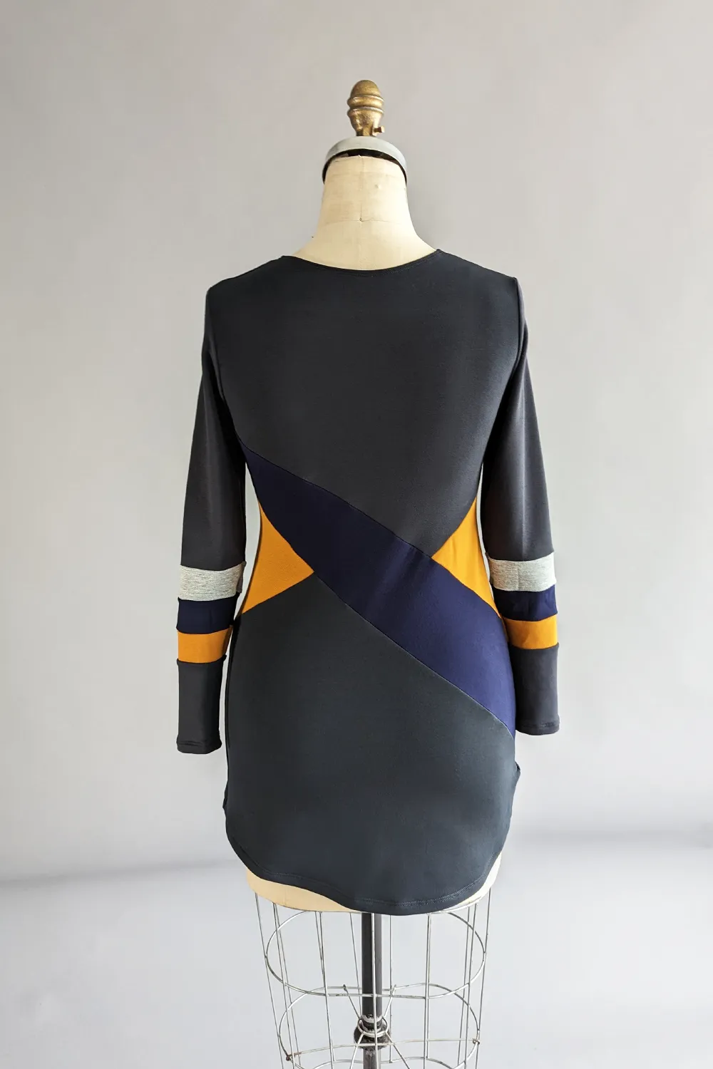 ZW CLASSIC Tunic - XS sold by Anne Mulaire product image thumbnail 4