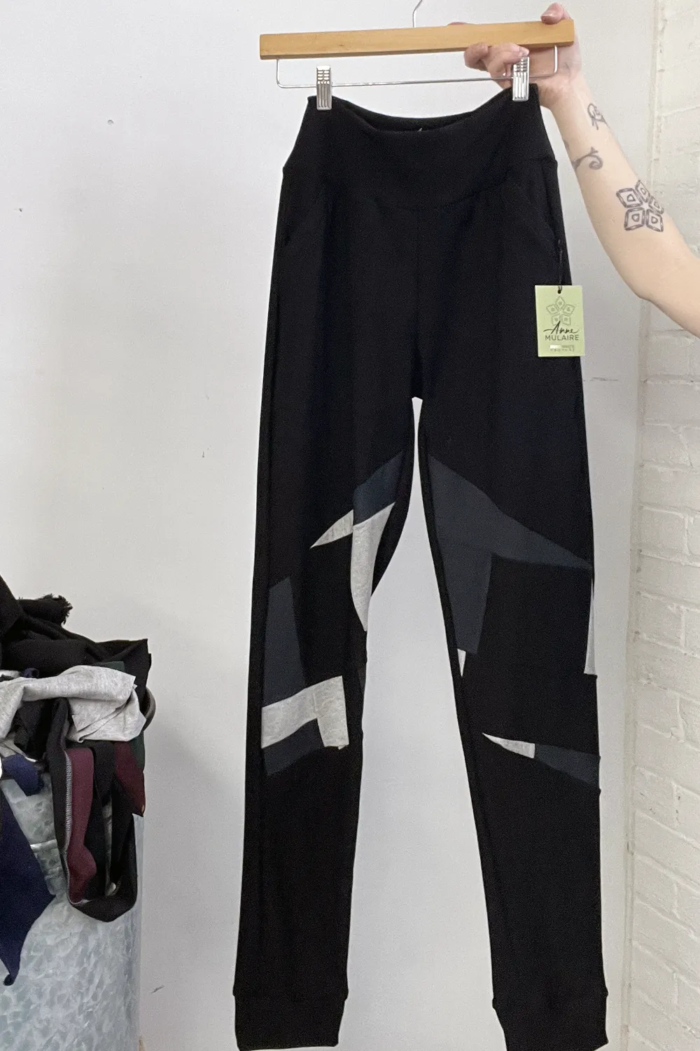 ZW SPIRIT Pant - S/M sold by Anne Mulaire