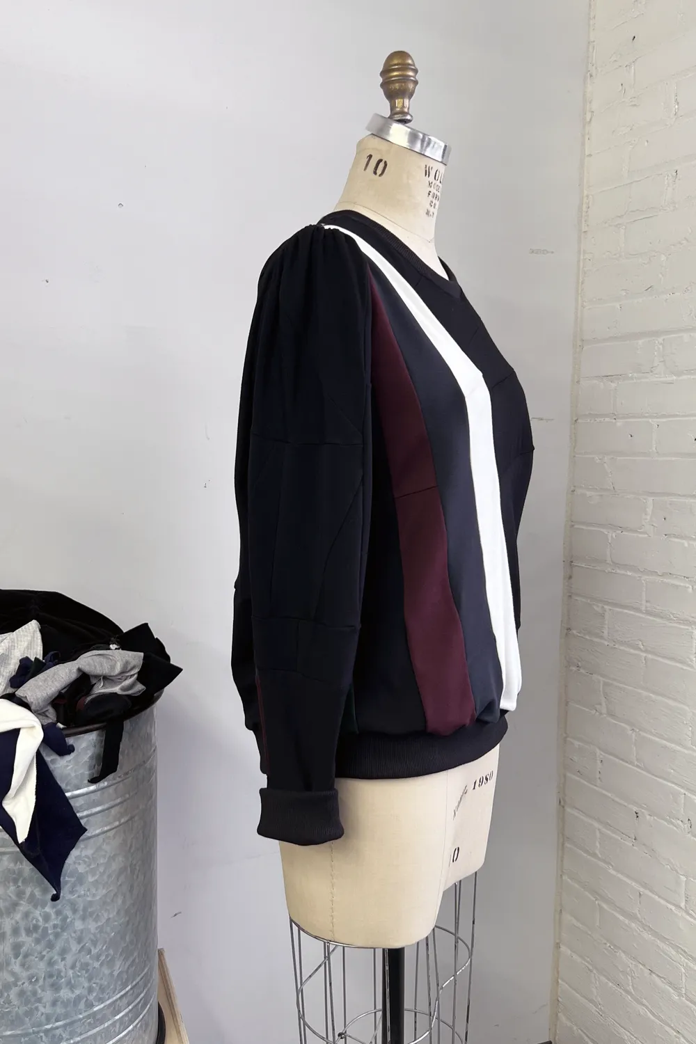 ZW Sweater - Puffy Sleeves- M sold by Anne Mulaire product image thumbnail 3