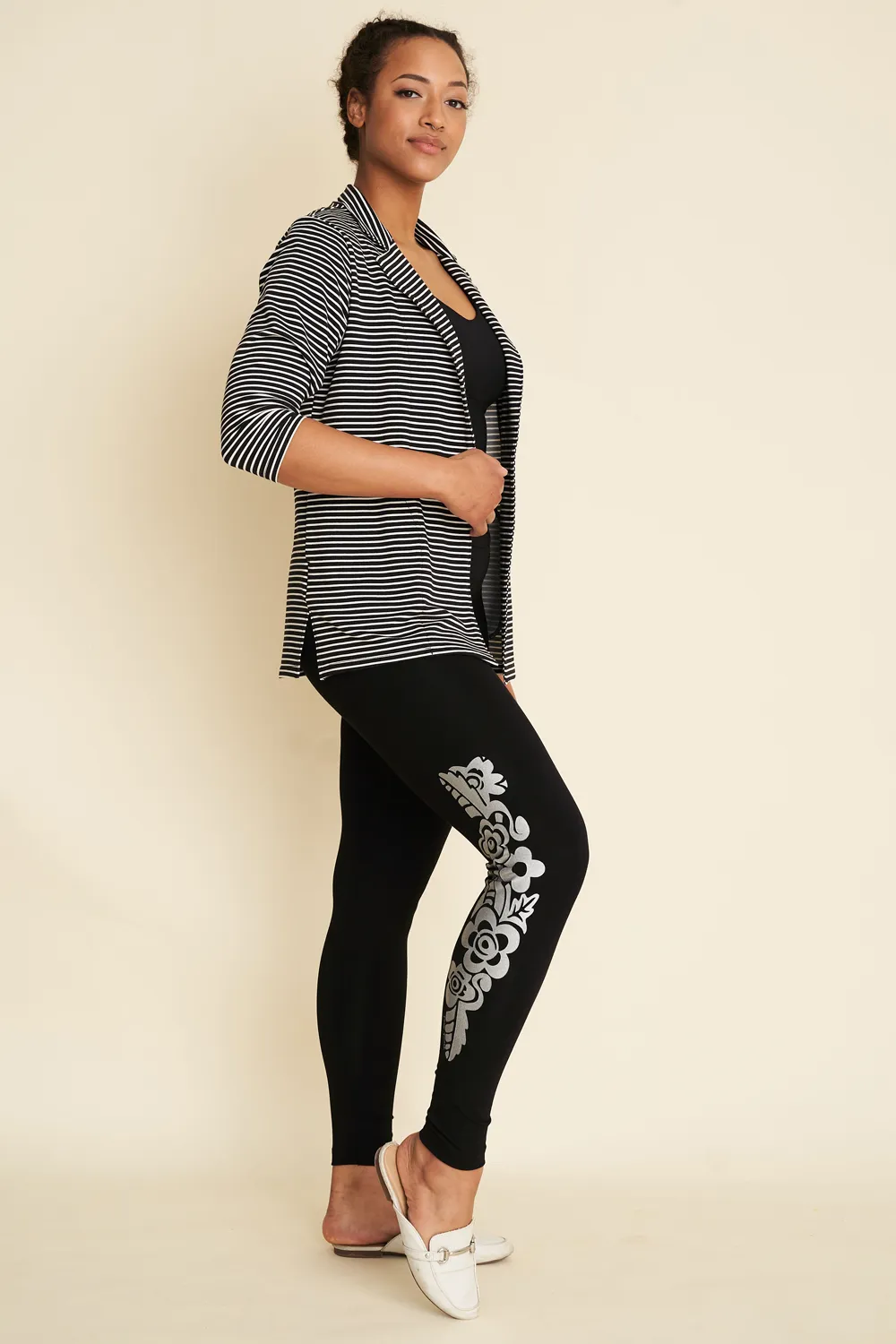ALL SEASON Legging - Prairie Pride Flower sold by Anne Mulaire product image thumbnail 2