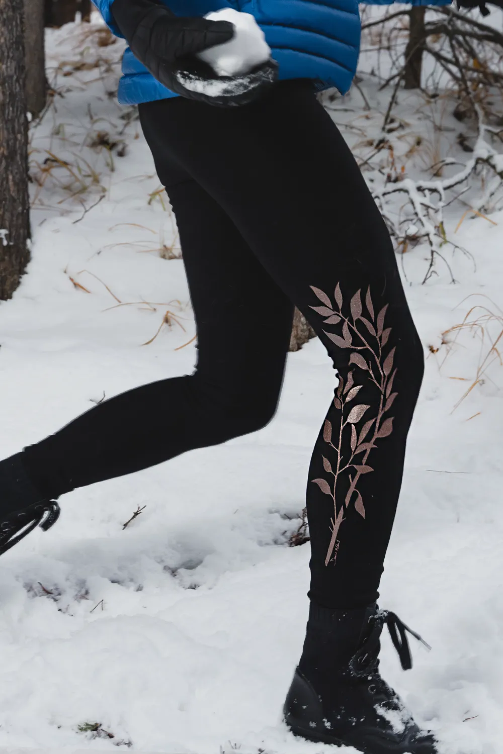 WINTER SEASON Legging - Northern Willow sold by Anne Mulaire product image thumbnail 3