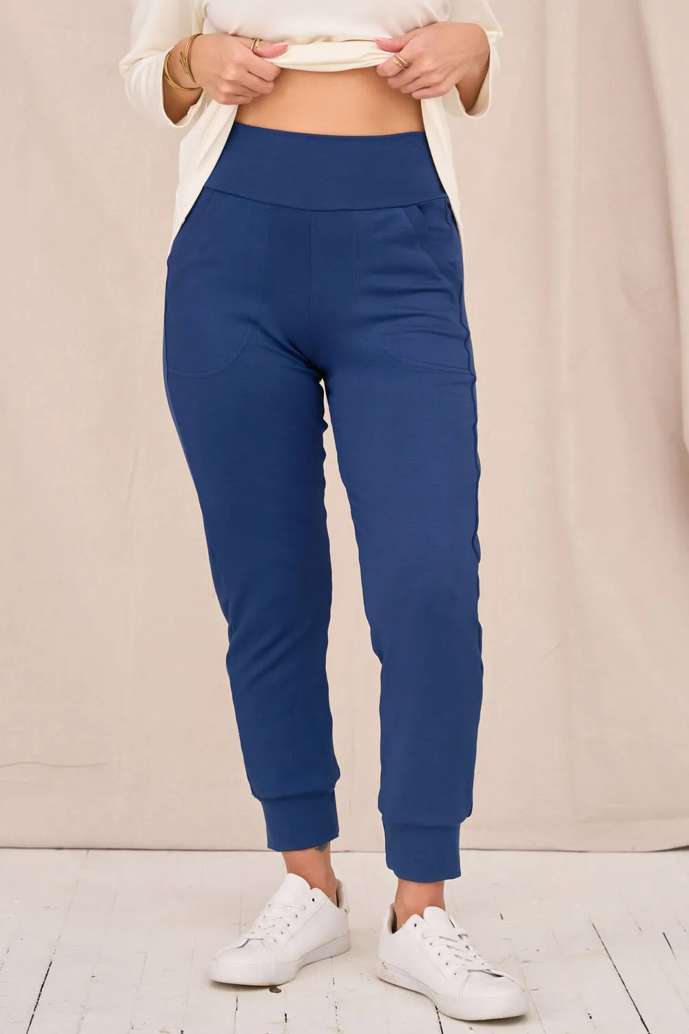 PACHECO Terry Ankle Pant sold by Anne Mulaire product image thumbnail 3