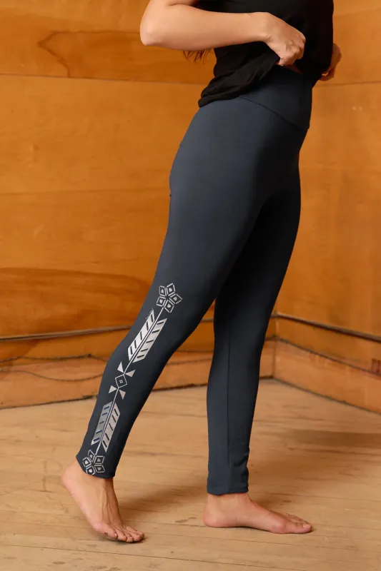 WINTER SEASON Legging - La Flèche sold by Anne Mulaire