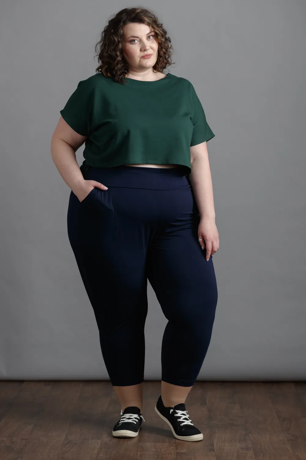 GREEN SALE - VACATIONIST - navy sold by Anne Mulaire