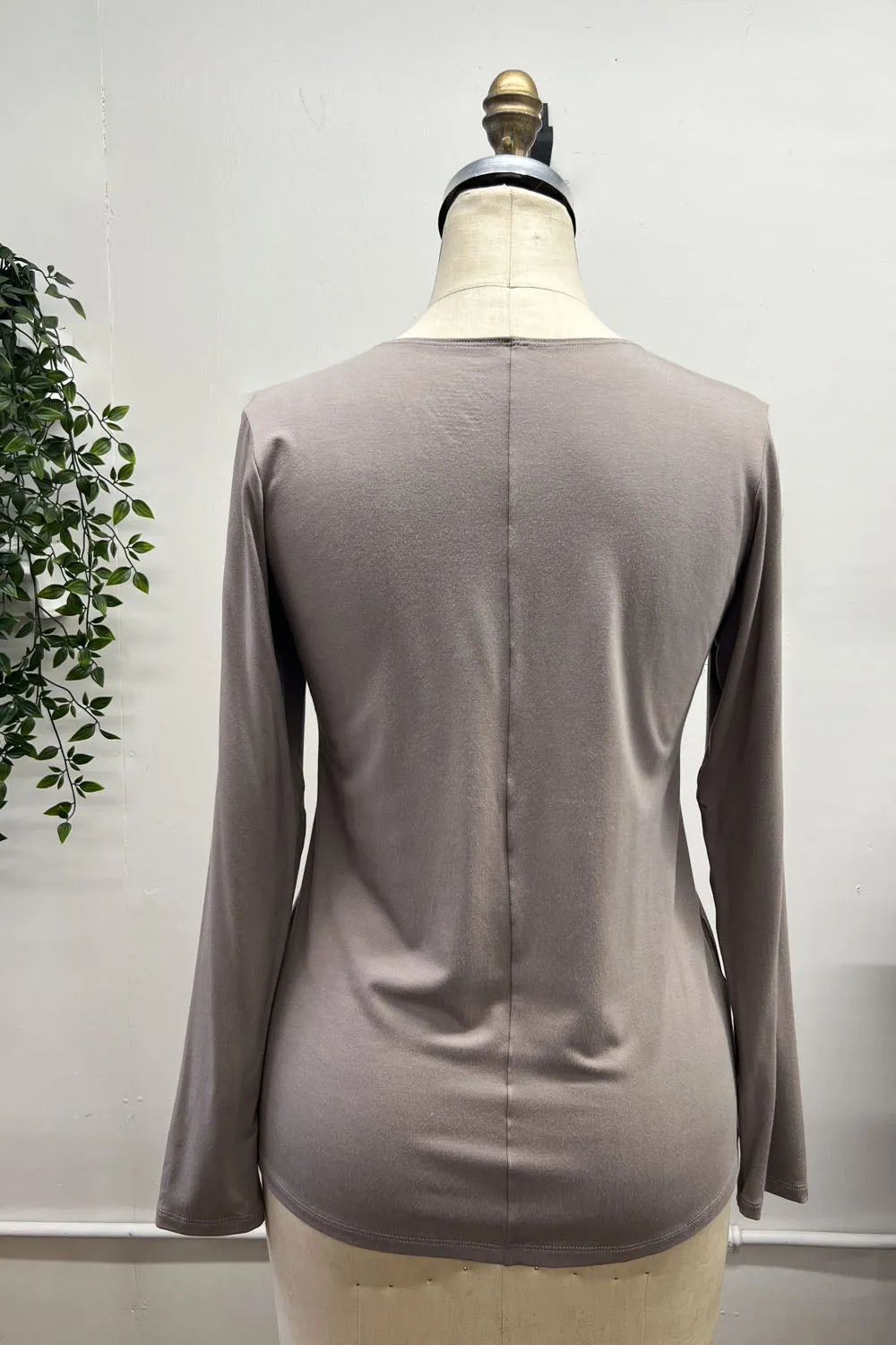 RESALE -Classic Long sleeve- S- Oyster- RE301 sold by Anne Mulaire product image thumbnail 3