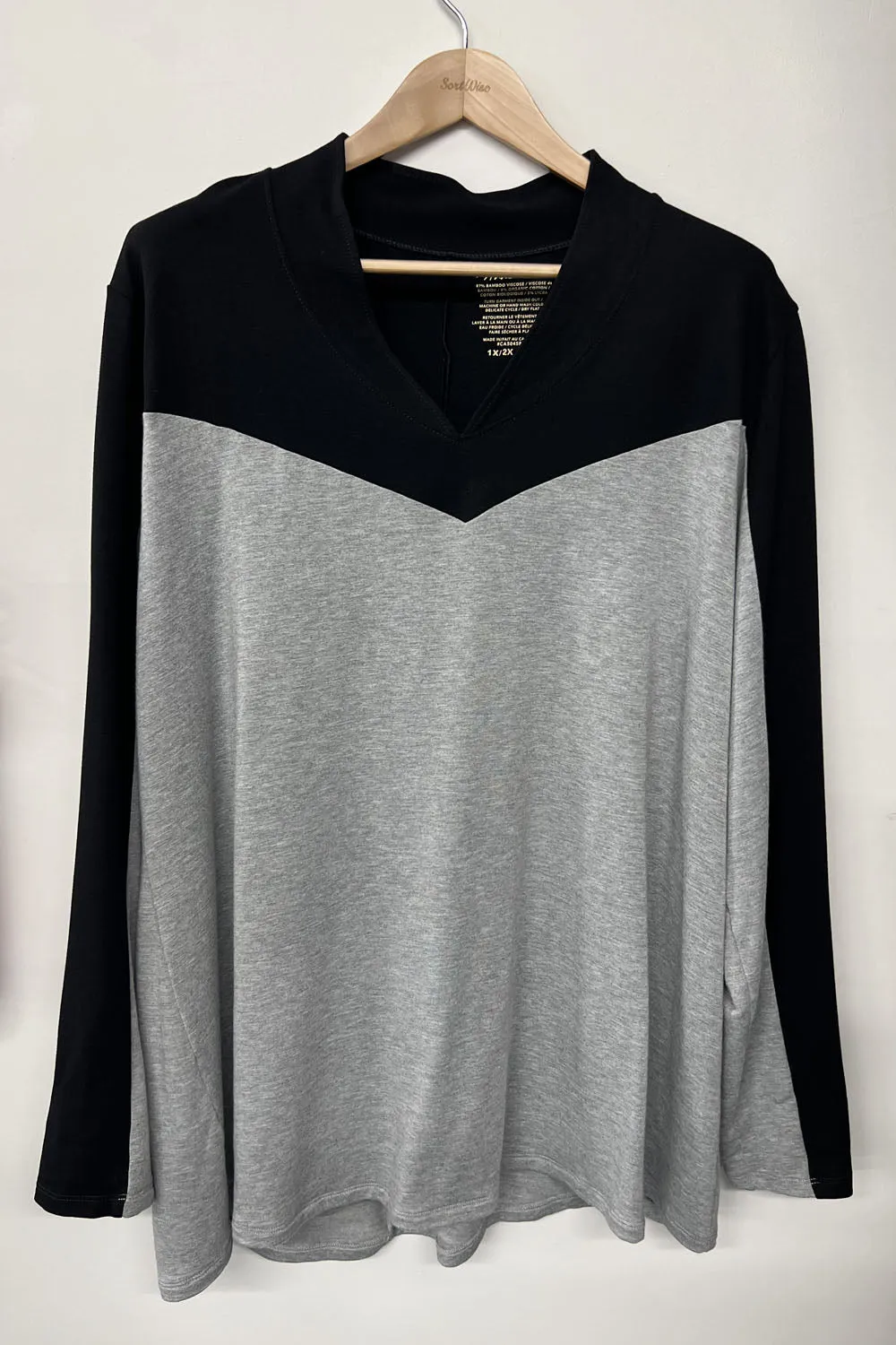 RESALE - Envie Sweater- Black- 1X/2X- RE415 sold by Anne Mulaire