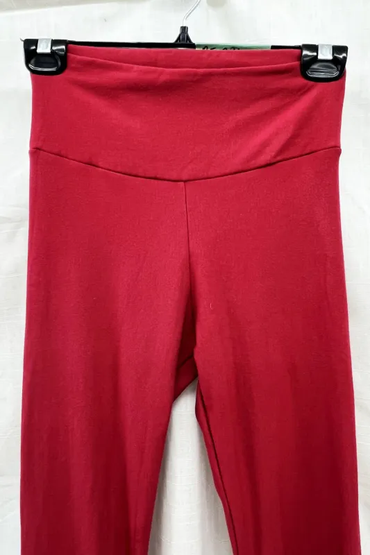 RESALE - Winter Legging- S- Scarlet- RE381 sold by Anne Mulaire