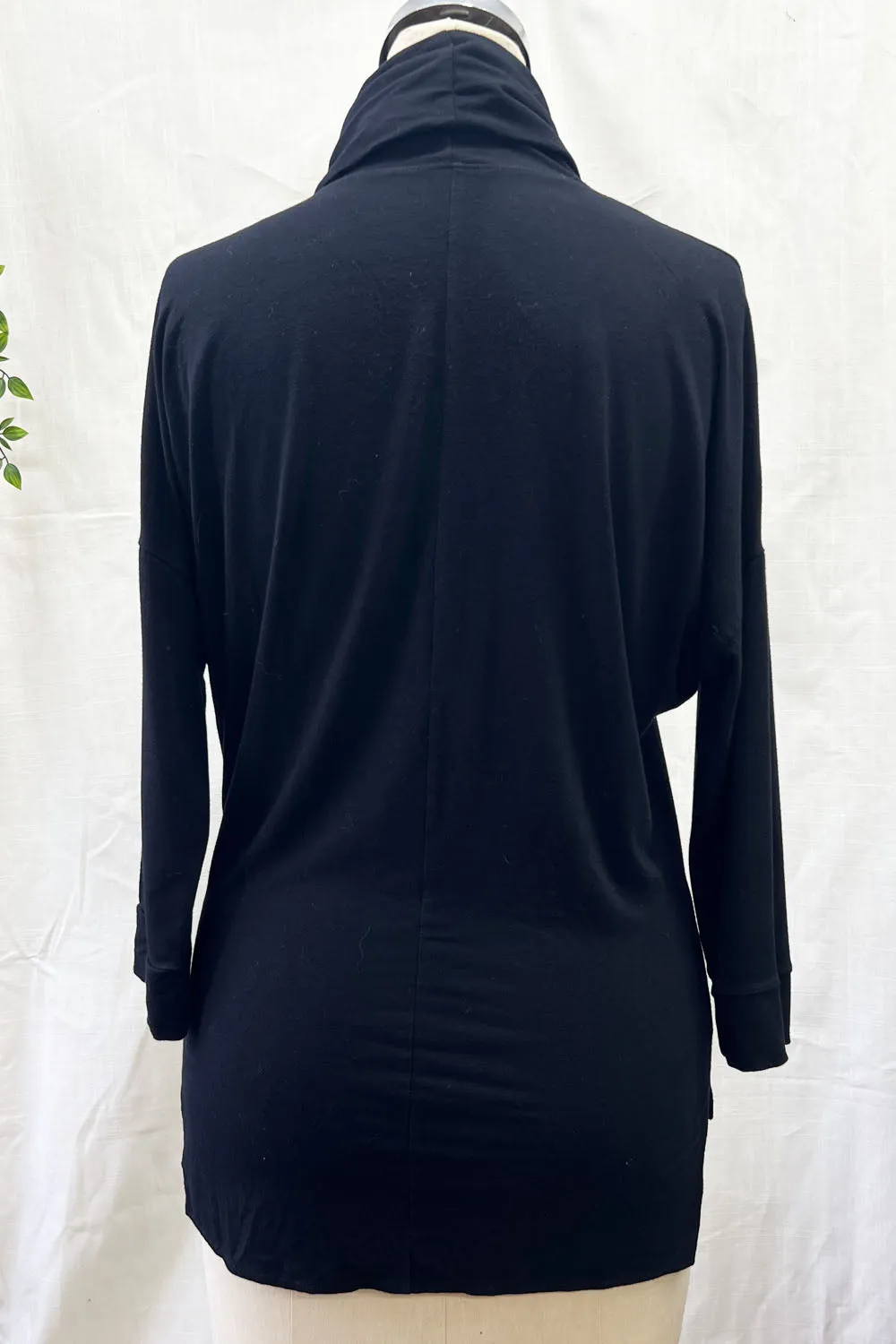 RESALE - Bamboo Top - S -Black- RE376 sold by Anne Mulaire product image thumbnail 2