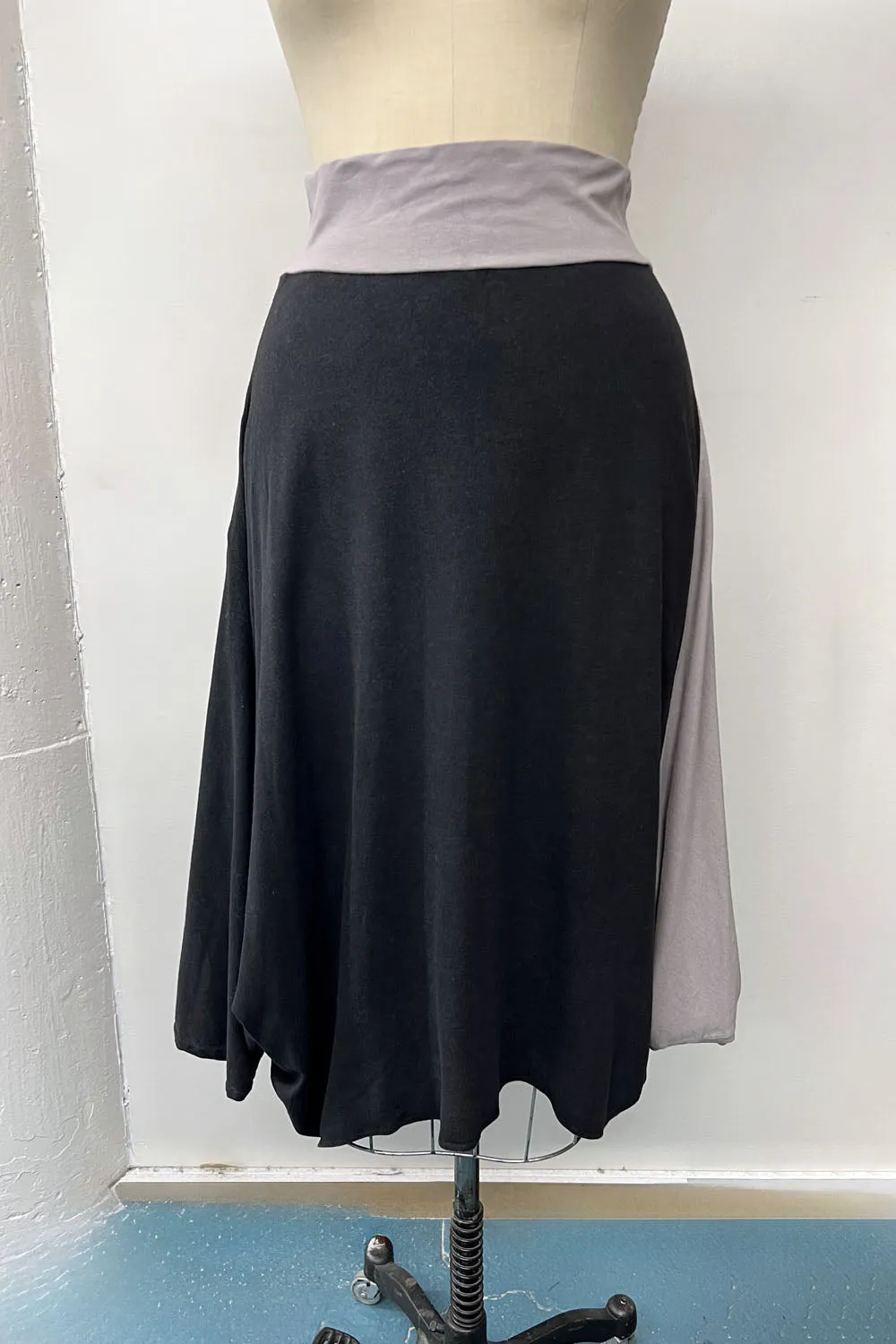 RESALE - Drape Skirt- M/L- Black/grey- RE466 sold by Anne Mulaire