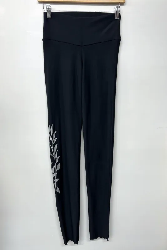 RESALE - Winter Legging NW Print- M- Charcoal- RE467 sold by Anne Mulaire