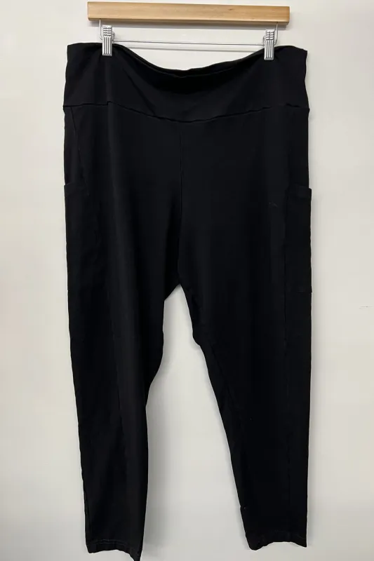 RESALE - Tencel Pocket Legging- 2X- Black- RE482 sold by Anne Mulaire