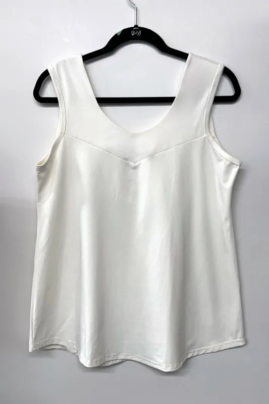 RESALE - Molina Tank- L - Cream- RE486 sold by Anne Mulaire