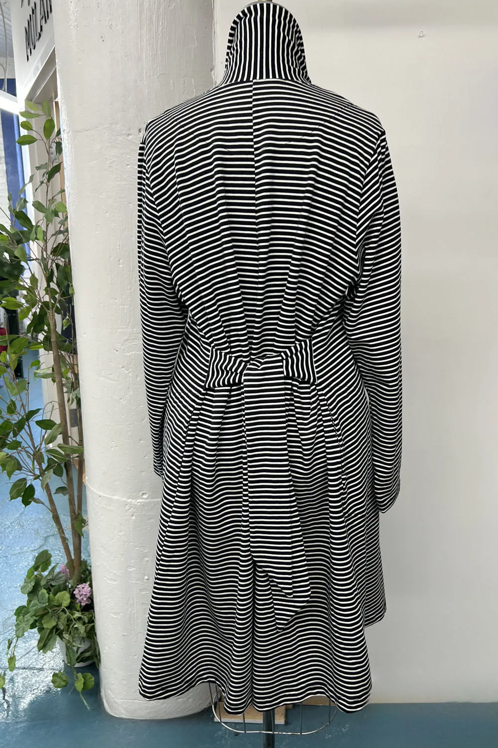 RESALE - Stripe Robe- L/XL - RE491 sold by Anne Mulaire product image thumbnail 2