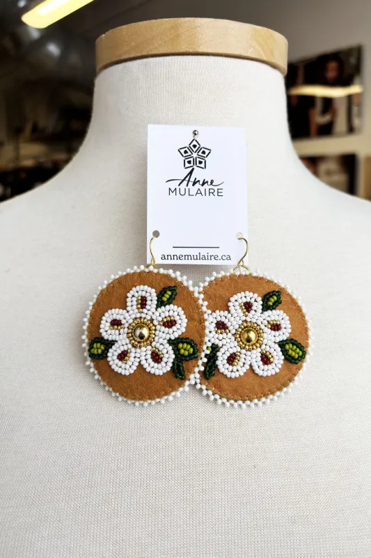 MJ- Metis Large Flower Earrings- White/Brown made by Anne Mulaire