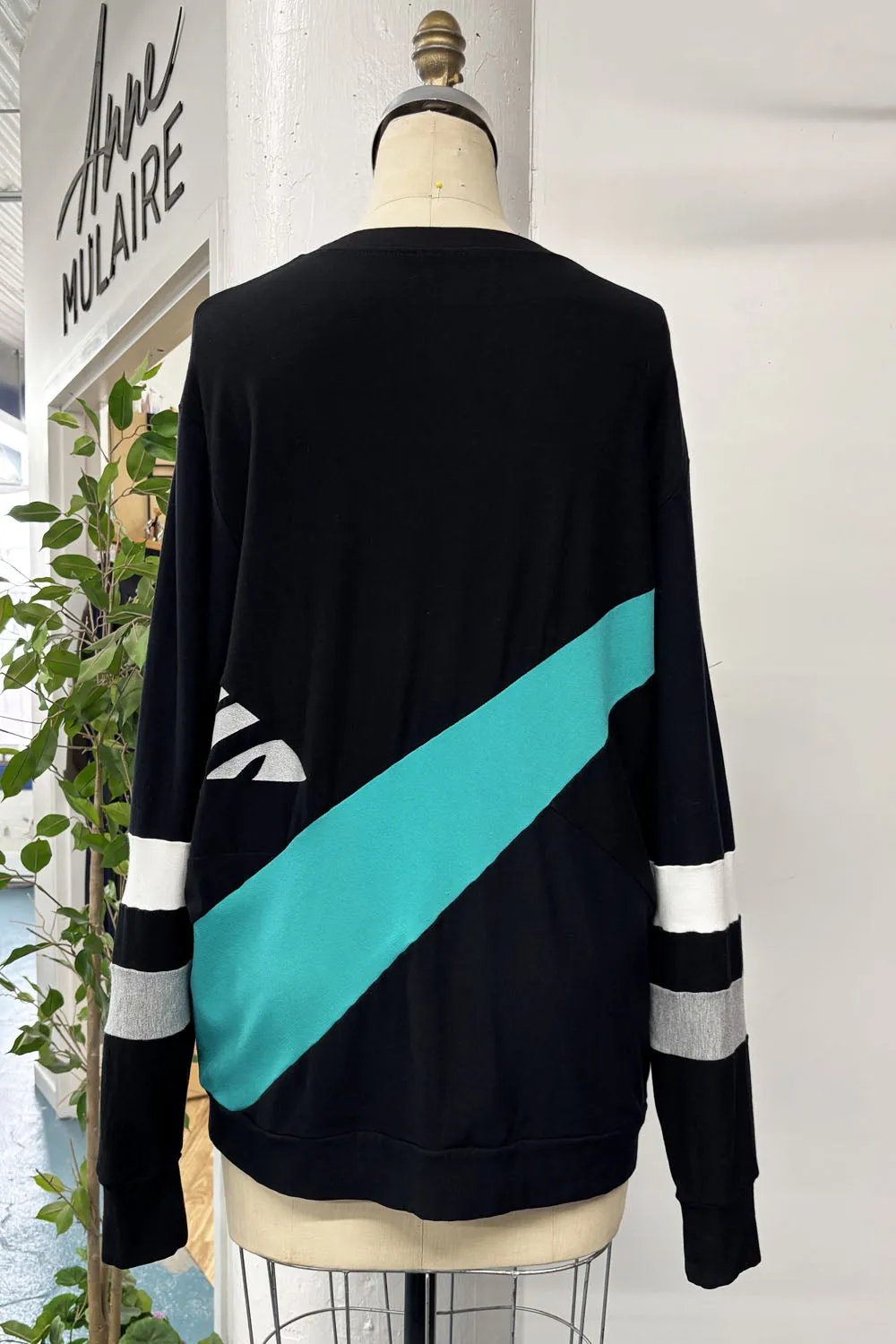 RESALE - ZW Sweatshirt - Black/Teal/SON - L- RE599 sold by Anne Mulaire product image thumbnail 3