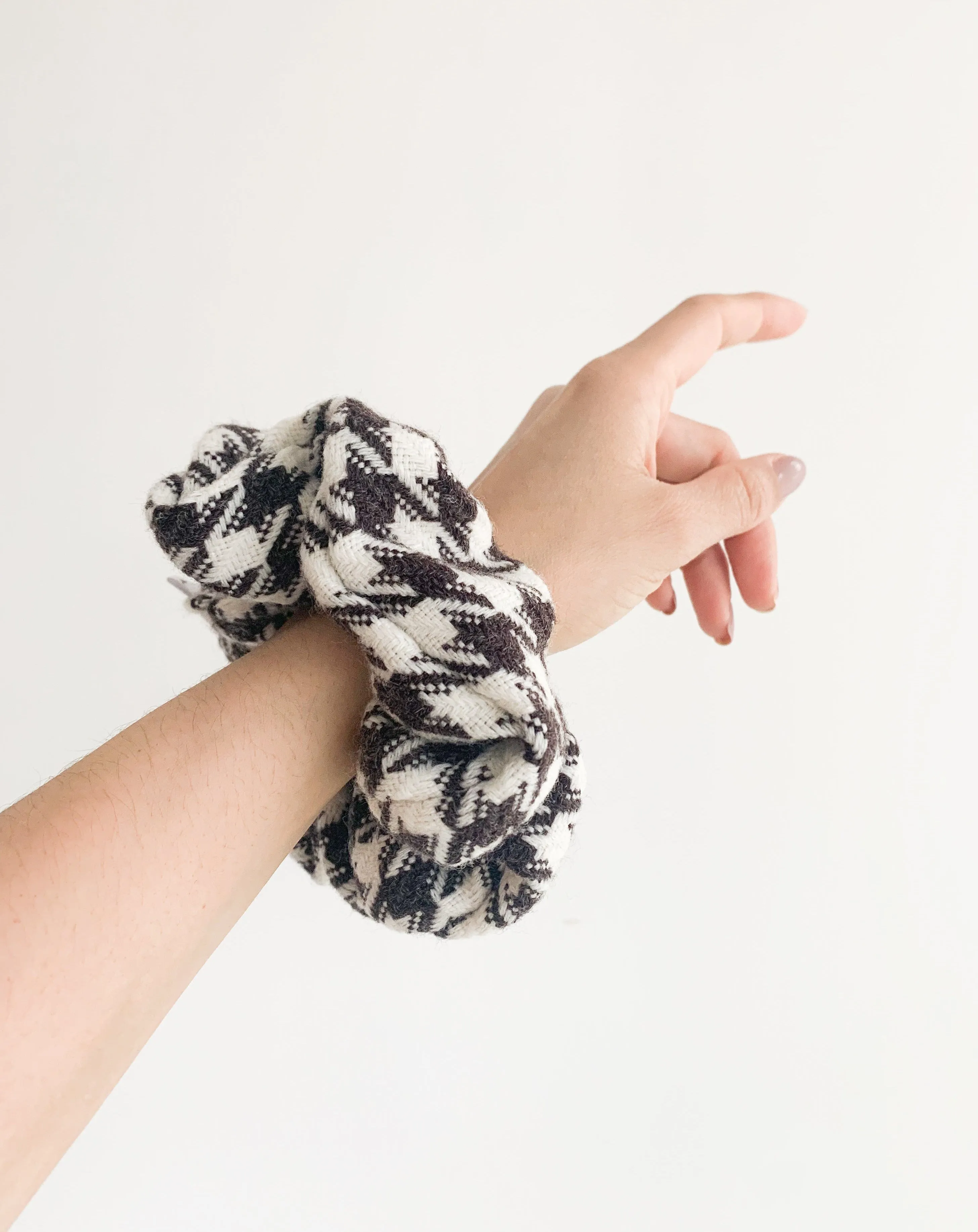 Recycled Woven Scrunchie - Brown & Cream Houndstooth sold by BELLANTONI product image thumbnail 4