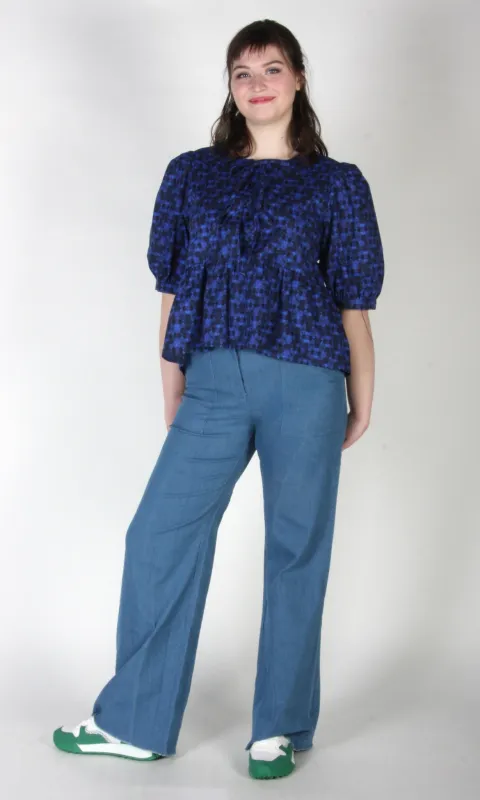 Nunlet Top - Zaffre Glass made by Birds of North America