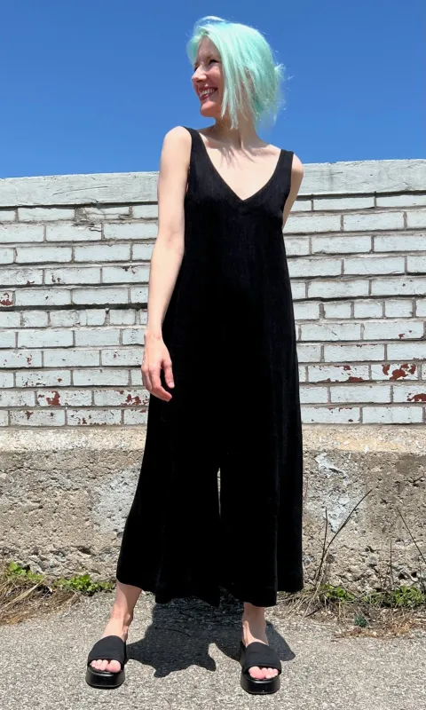 Tawny Pipit Jumpsuit - Black made by Birds of North America