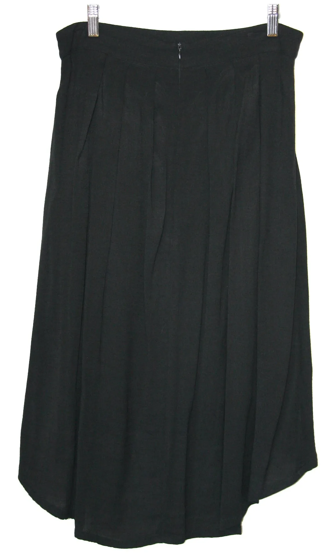 RN496 - 10 - Barbtail Skirt - Black sold by Birds of North America product image thumbnail 2