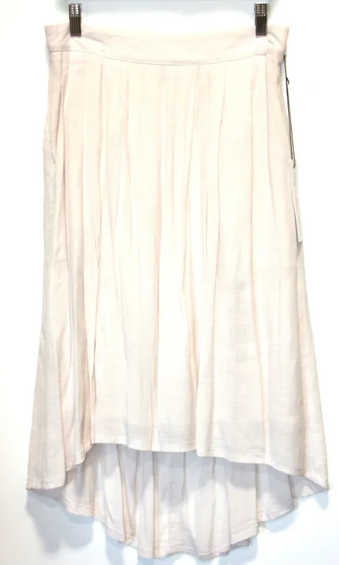 SS236 - 8 - Barbtail Skirt - Ivory sold by Birds of North America
