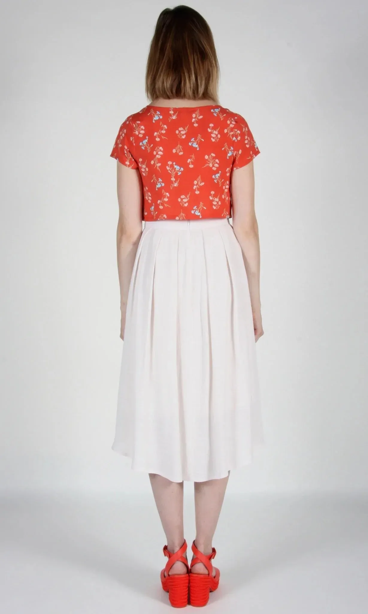 RN164 - 6 - Barbtail Skirt - Ivory sold by Birds of North America product image thumbnail 5