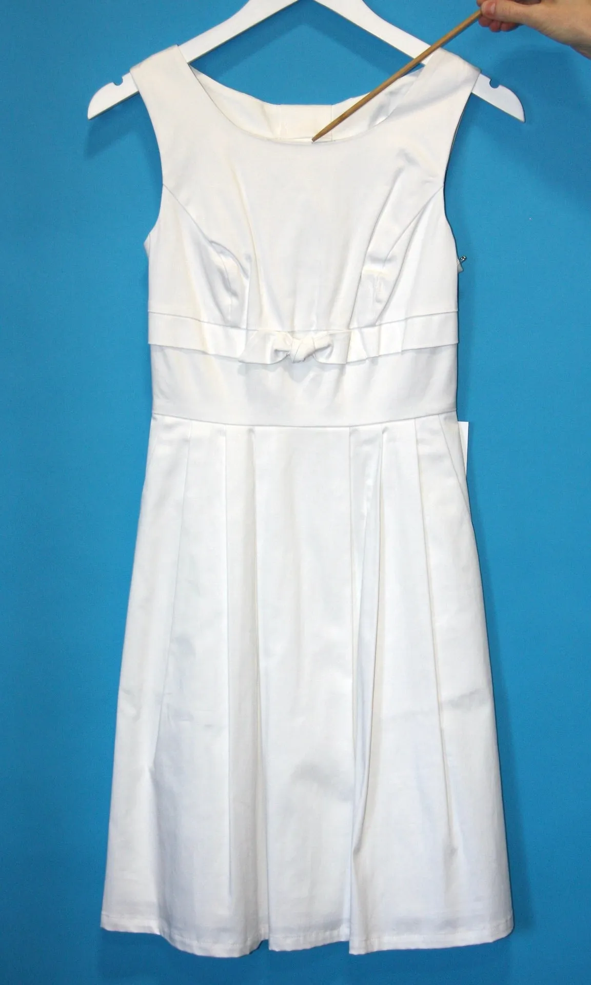 SS122 - 4 - Soar Dress - White sold by Birds of North America