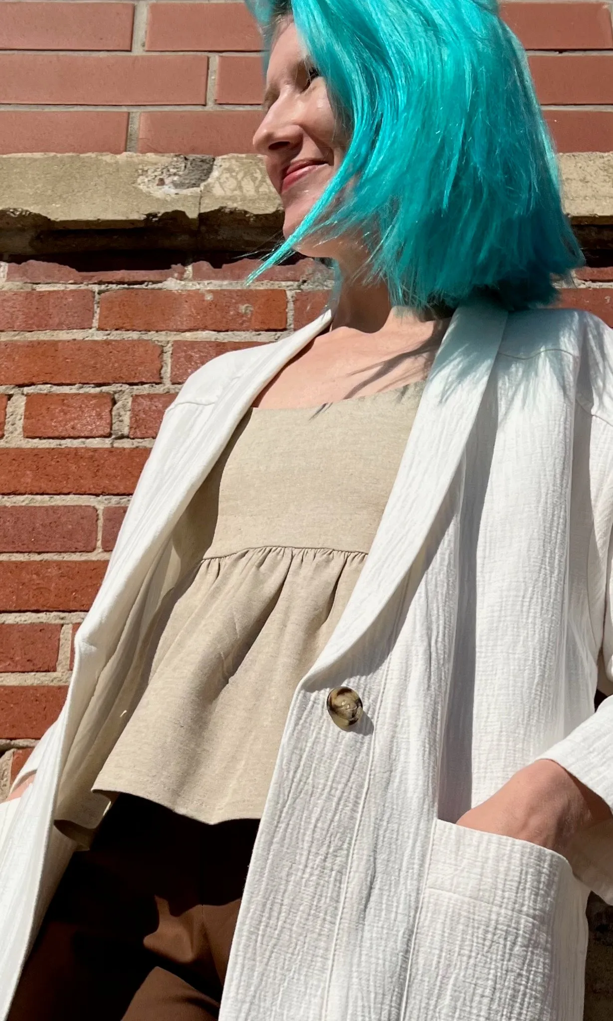 Grassquit Top - Sand sold by Birds of North America product image thumbnail 3