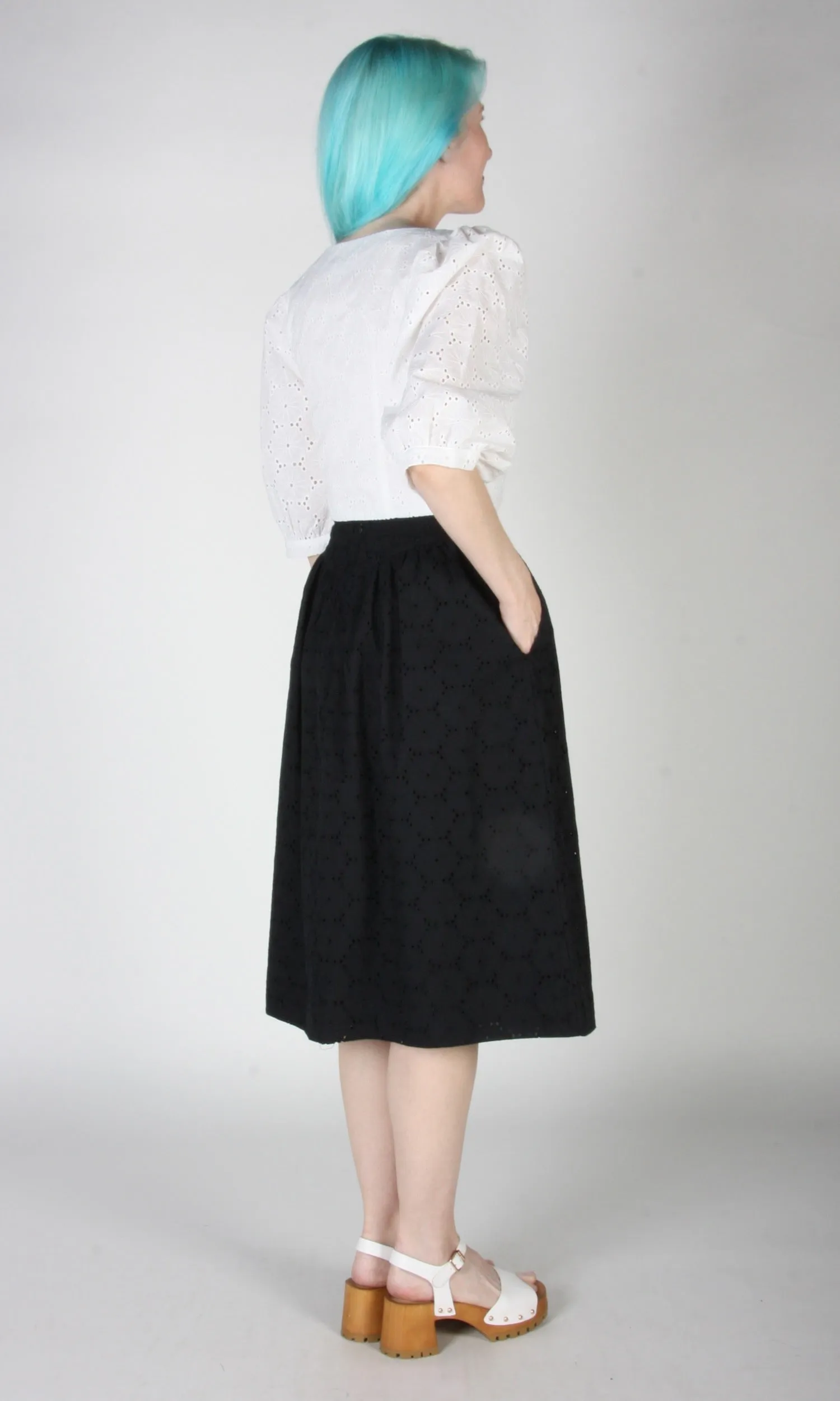 Esmerillon Top - White sold by Birds of North America product image thumbnail 4